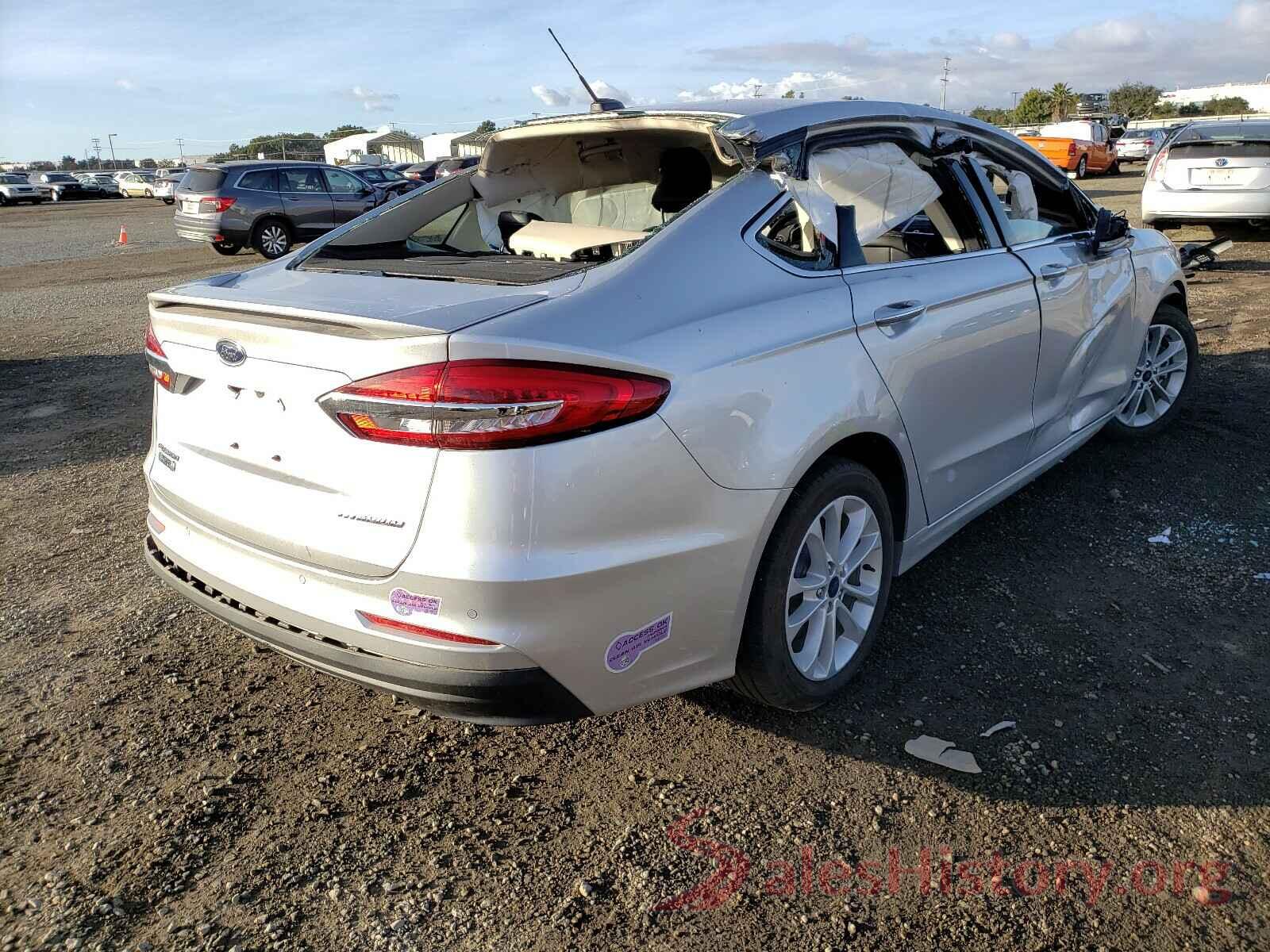 3FA6P0SU8KR223403 2019 FORD FUSION