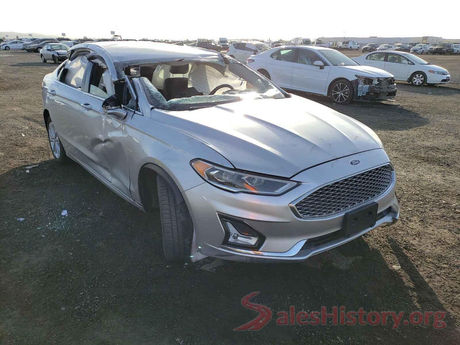 3FA6P0SU8KR223403 2019 FORD FUSION