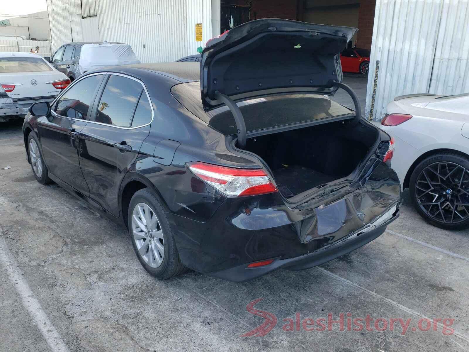 JTNB11HK8J3018016 2018 TOYOTA CAMRY