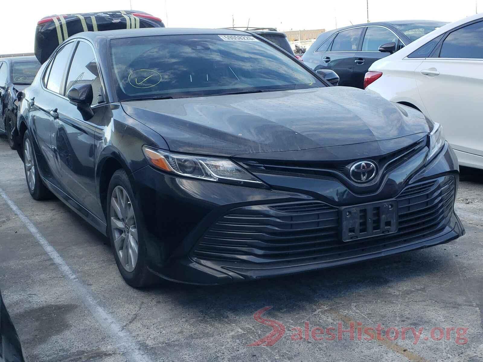 JTNB11HK8J3018016 2018 TOYOTA CAMRY