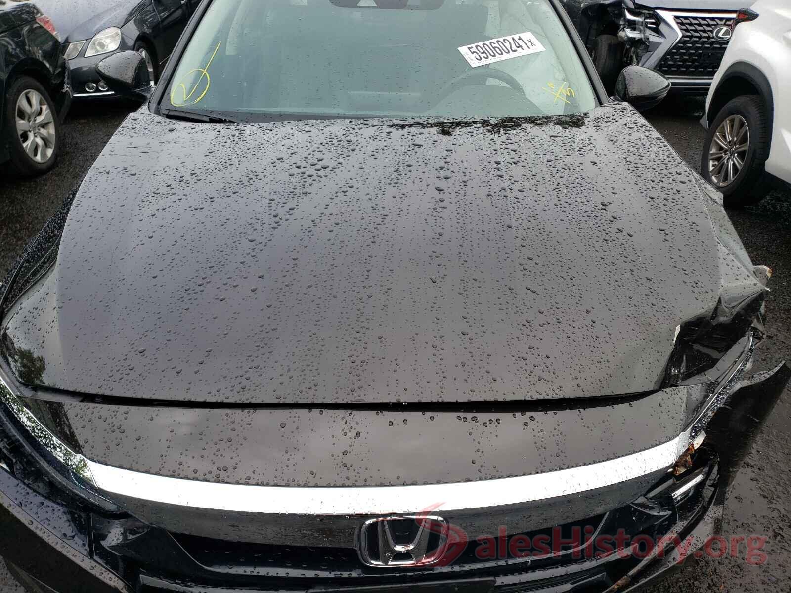 1HGCV3F58JA004667 2018 HONDA ACCORD