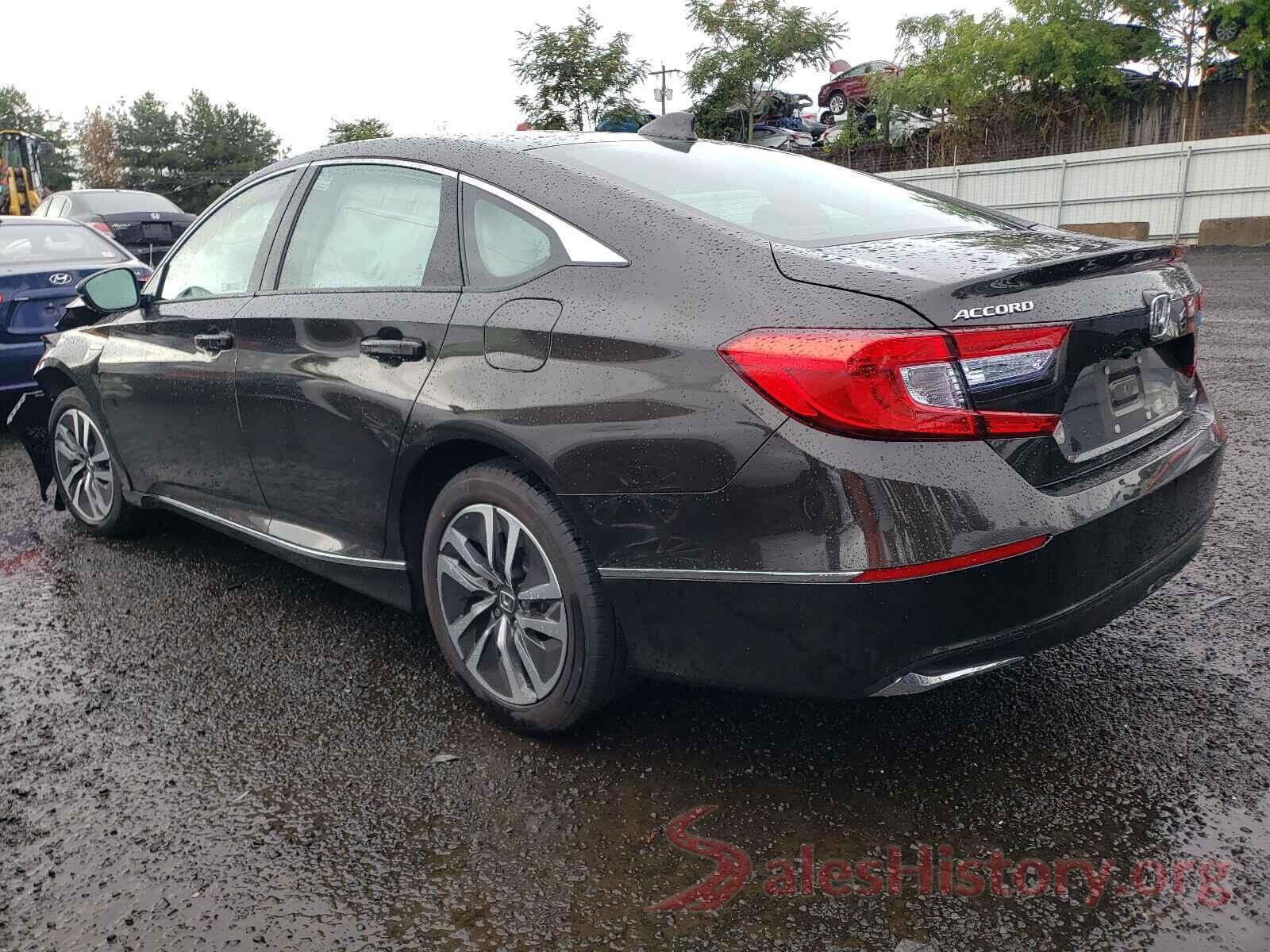 1HGCV3F58JA004667 2018 HONDA ACCORD