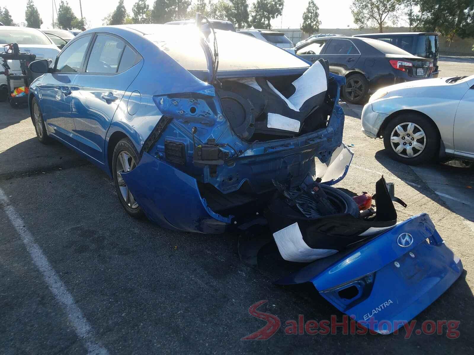 5NPD84LFXHH135793 2017 HYUNDAI ELANTRA