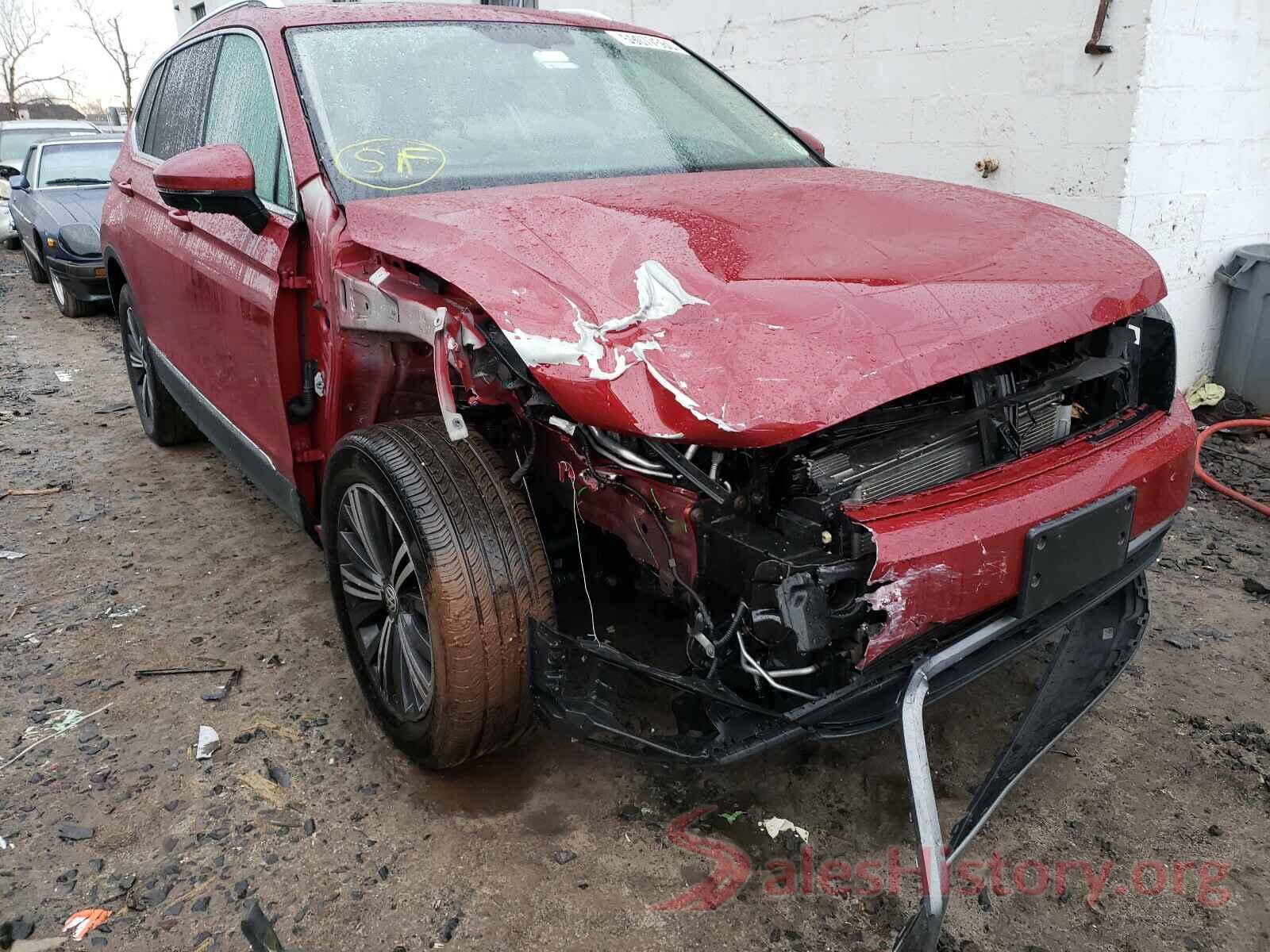 3VV2B7AX2JM009273 2018 VOLKSWAGEN TIGUAN