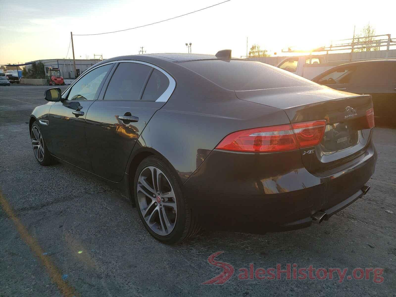 SAJAD4BV6HA960245 2017 JAGUAR XE