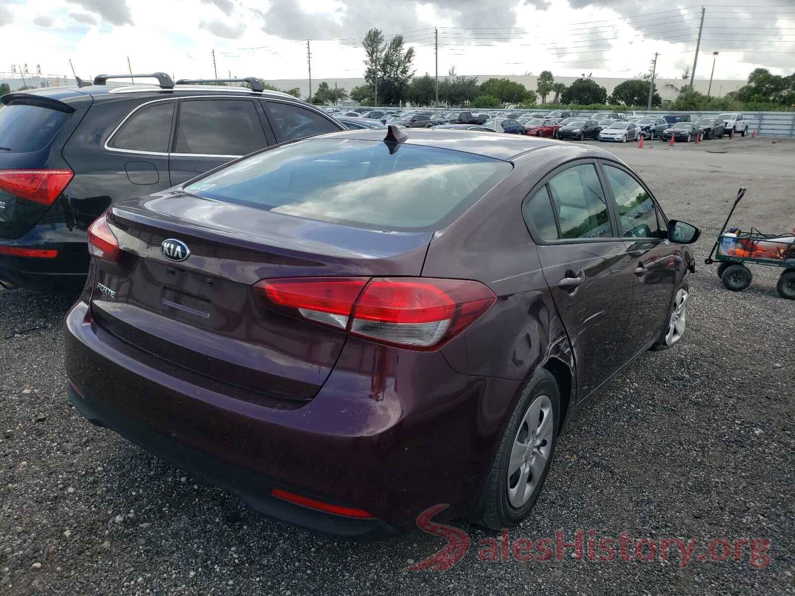 3KPFK4A73JE267990 2018 KIA FORTE