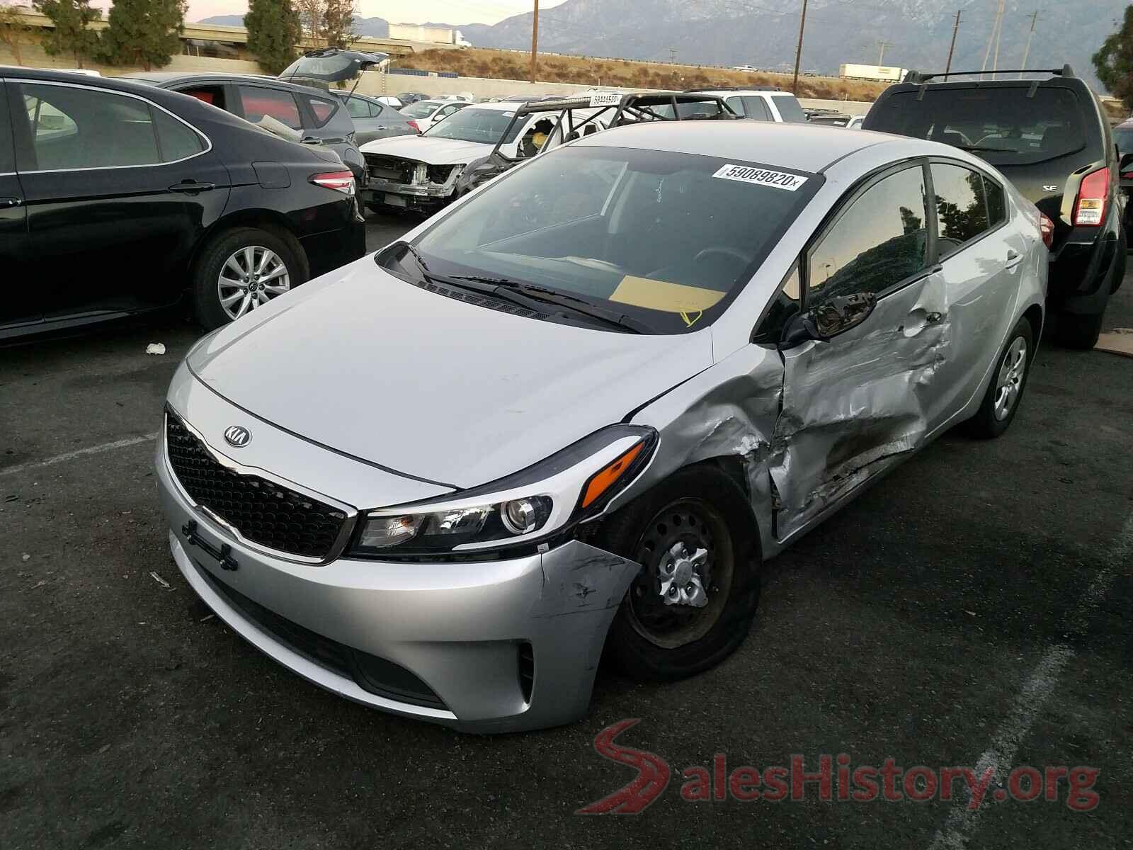 3KPFK4A79JE226747 2018 KIA FORTE