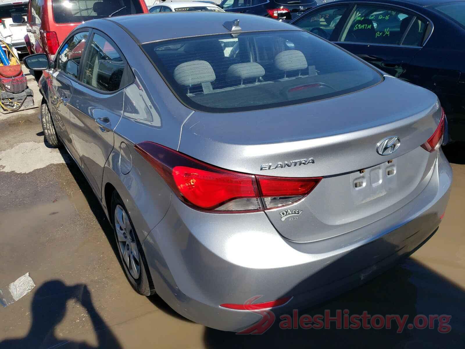 5NPDH4AE3GH761498 2016 HYUNDAI ELANTRA