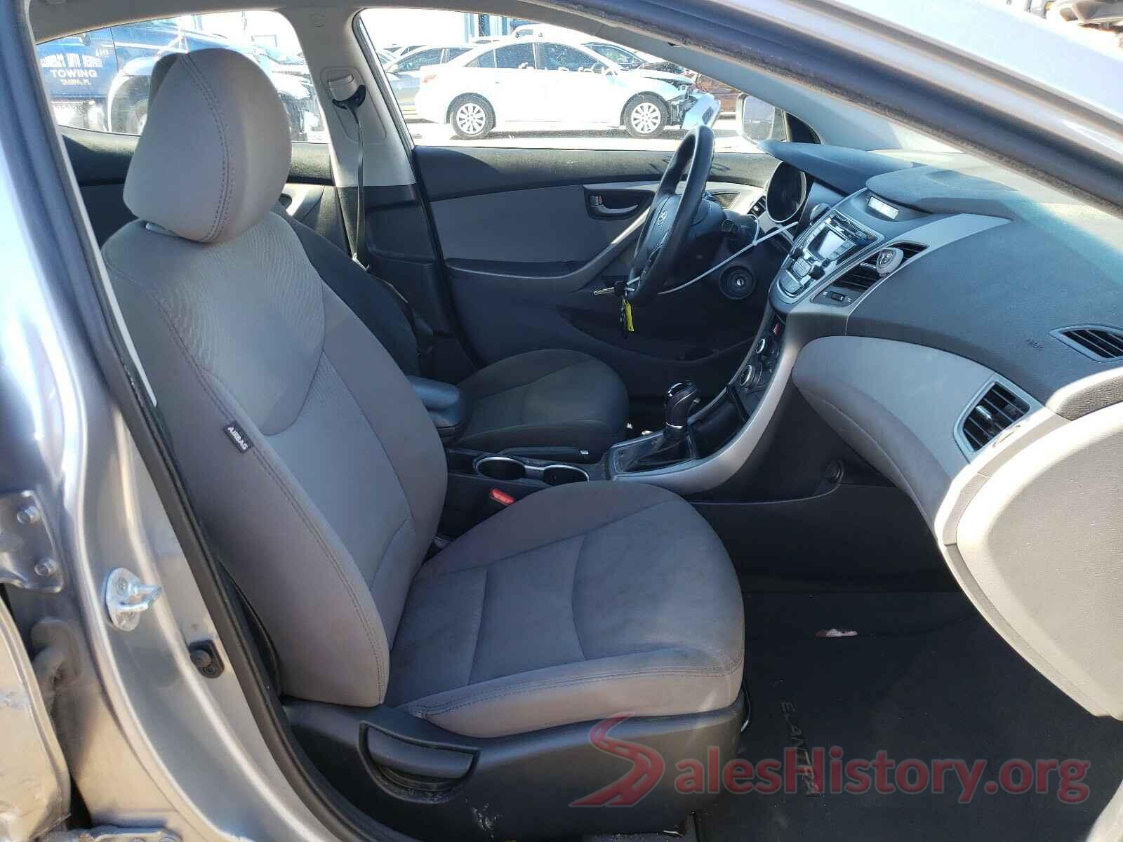 5NPDH4AE3GH761498 2016 HYUNDAI ELANTRA