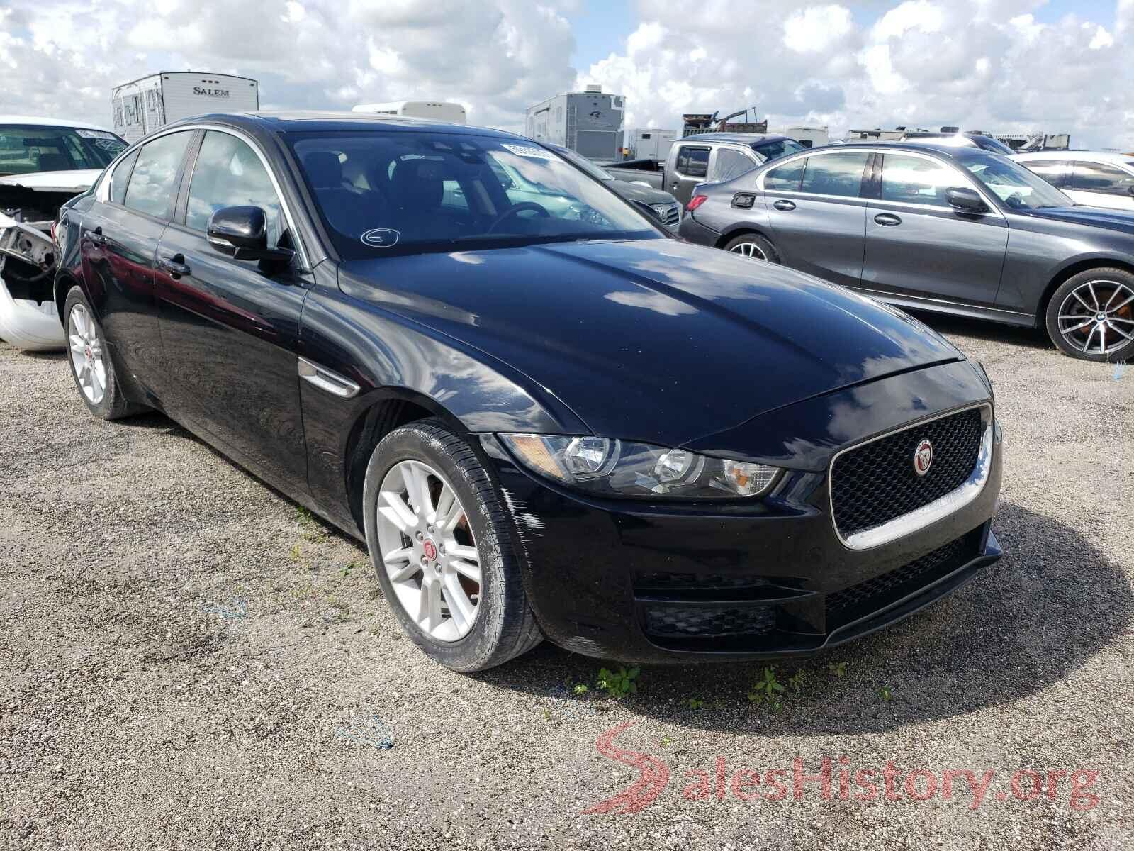 SAJAD4BN8HCP15340 2017 JAGUAR XE