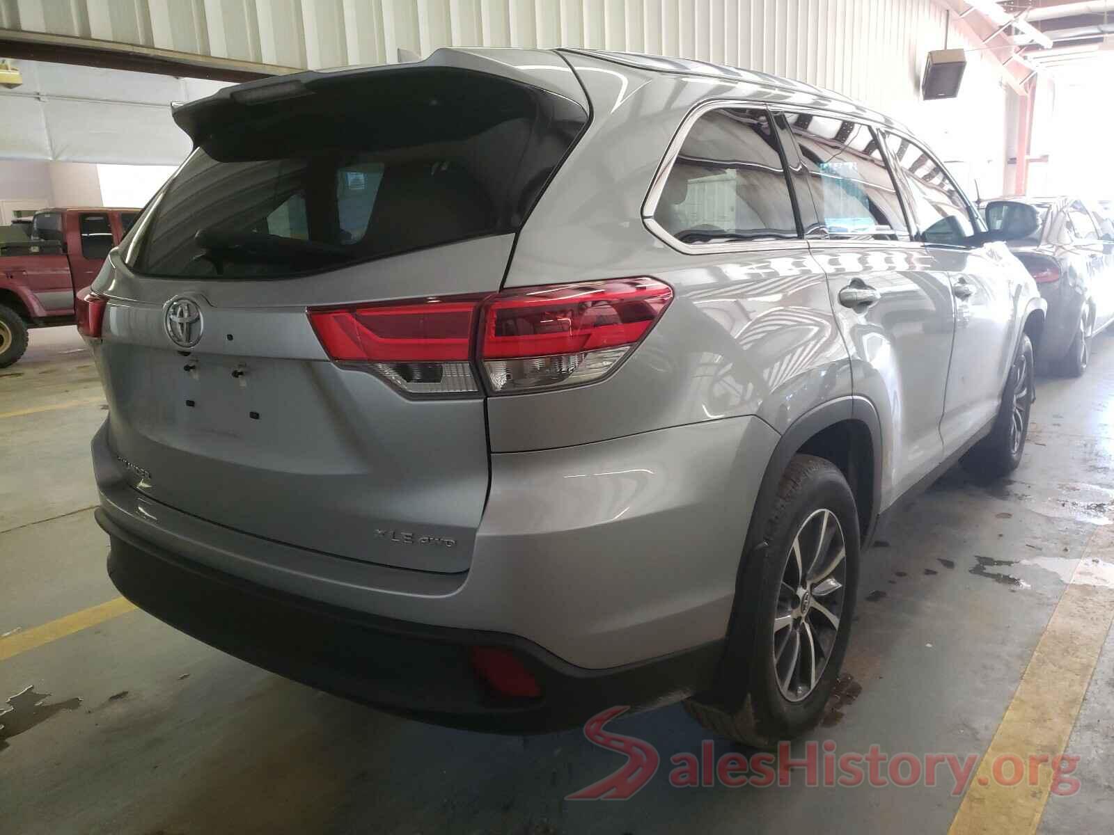 5TDJZRFH0KS587733 2019 TOYOTA HIGHLANDER