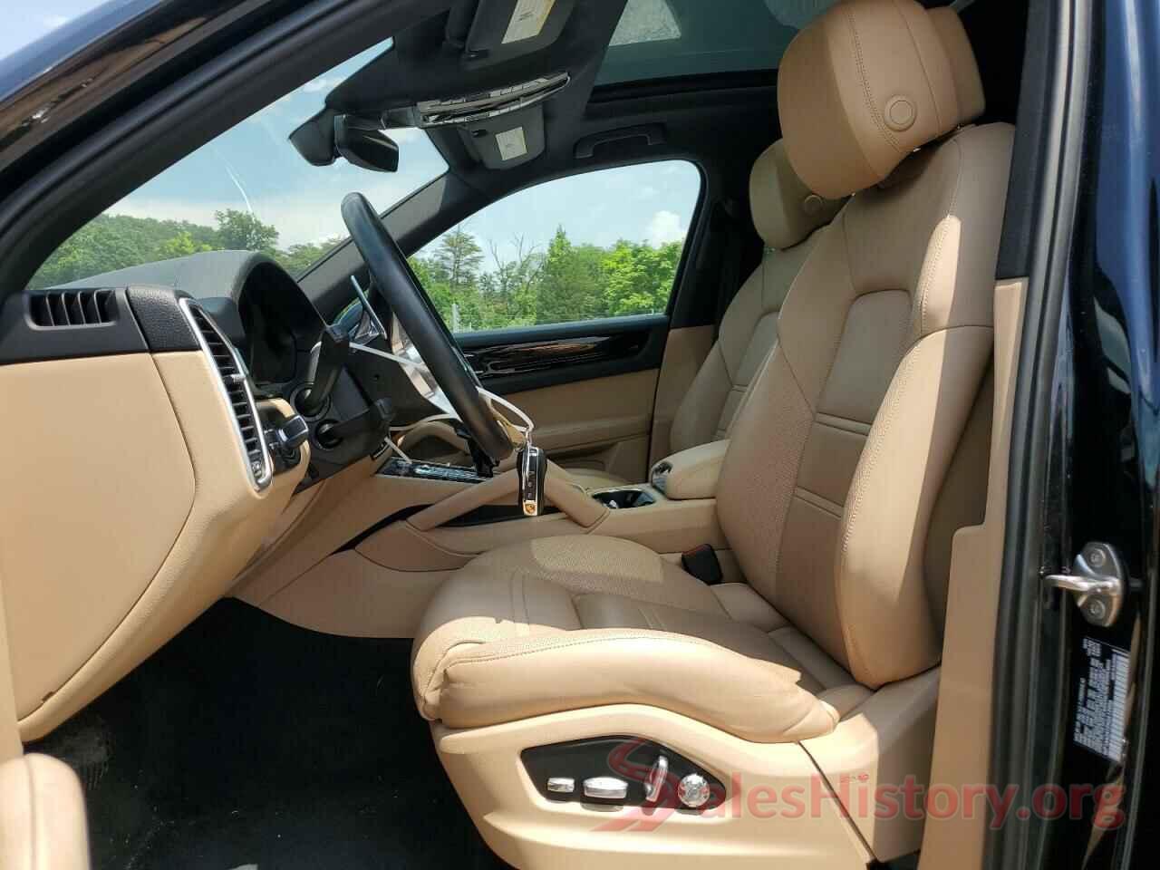 WP1AA2AY2KDA12906 2019 PORSCHE CAYENNE