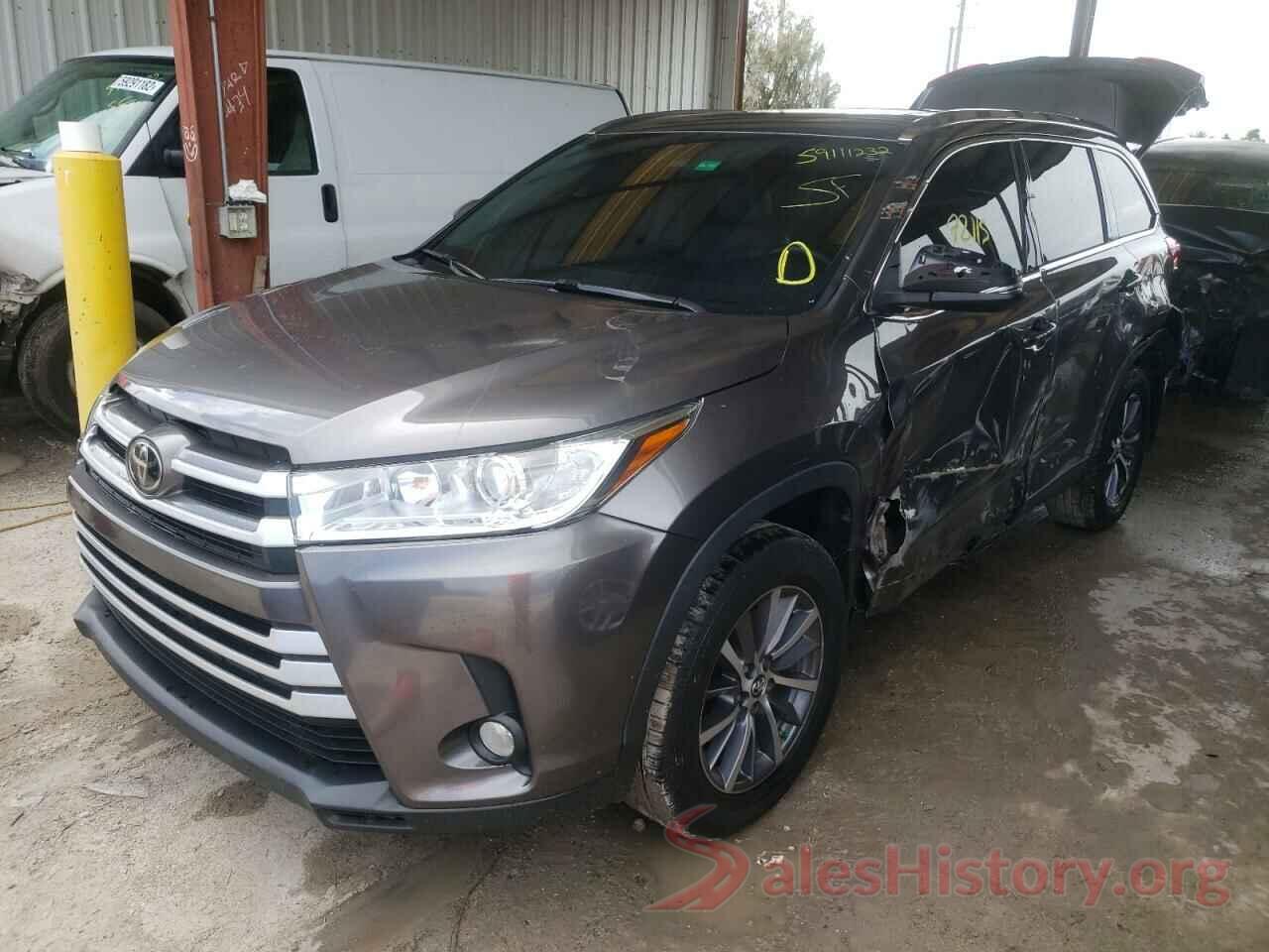 5TDKZRFH3KS555556 2019 TOYOTA HIGHLANDER