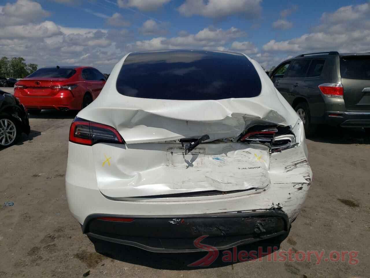 5YJYGDEE6MF077747 2021 TESLA MODEL Y