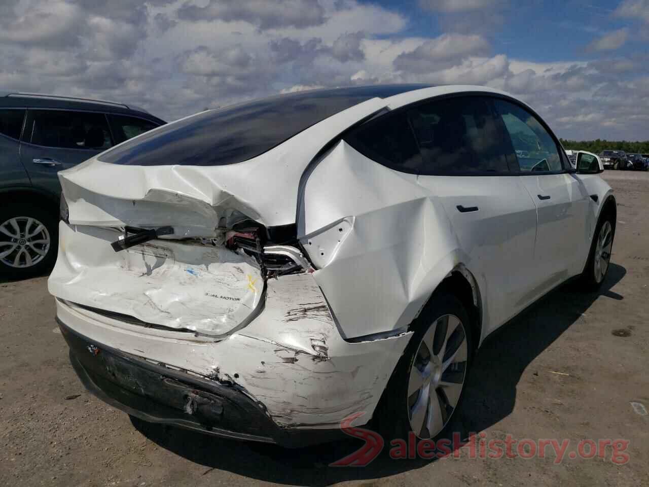 5YJYGDEE6MF077747 2021 TESLA MODEL Y