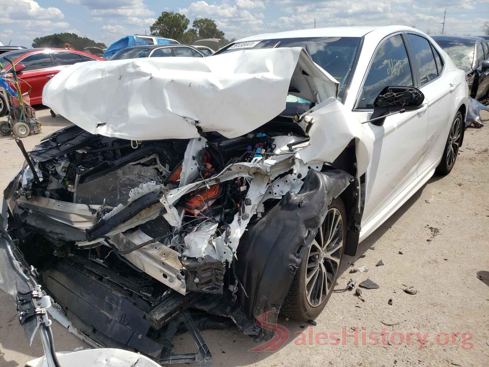 4T1B11HKXKU176532 2019 TOYOTA CAMRY