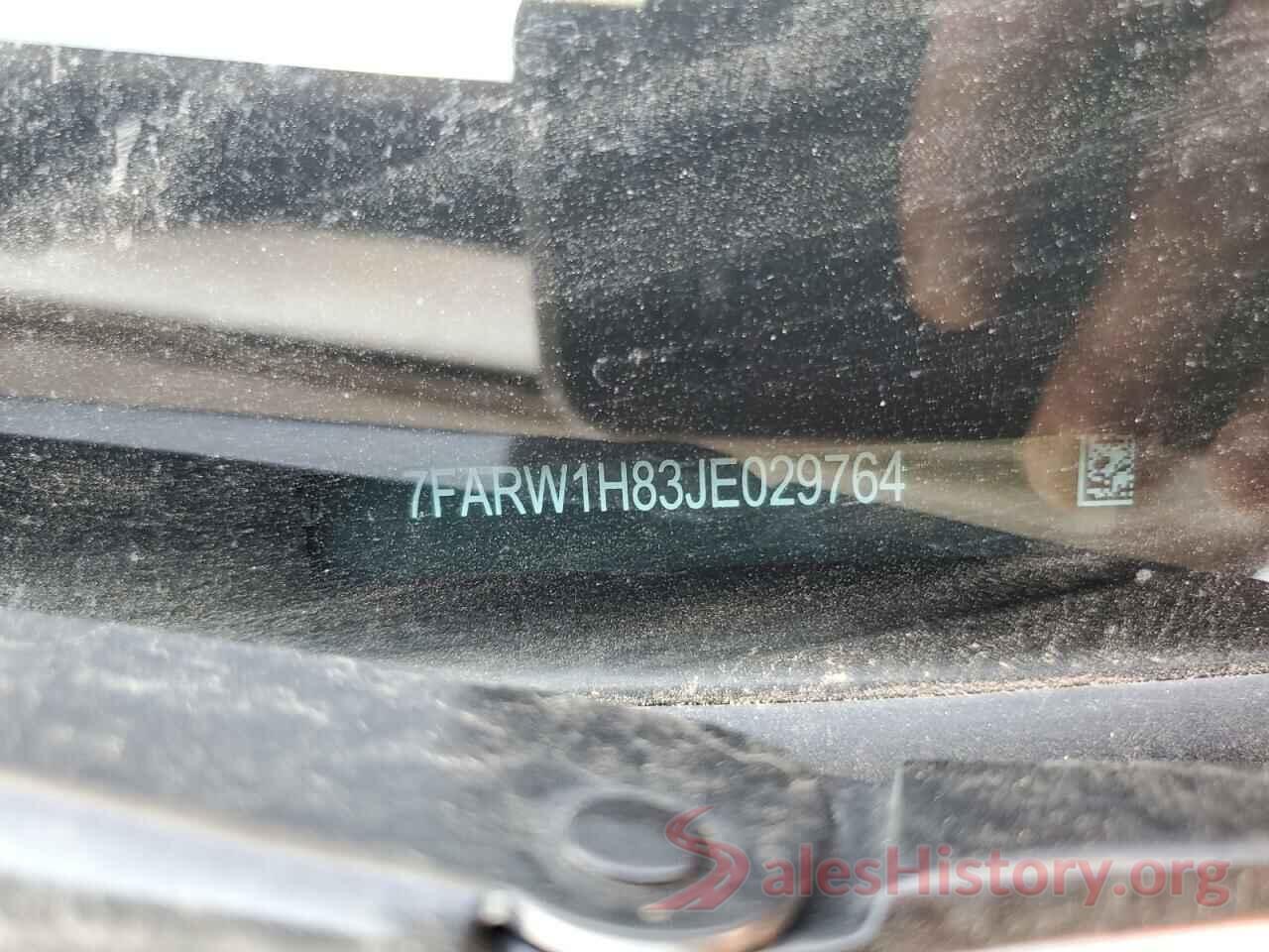 7FARW1H83JE029764 2018 HONDA CRV