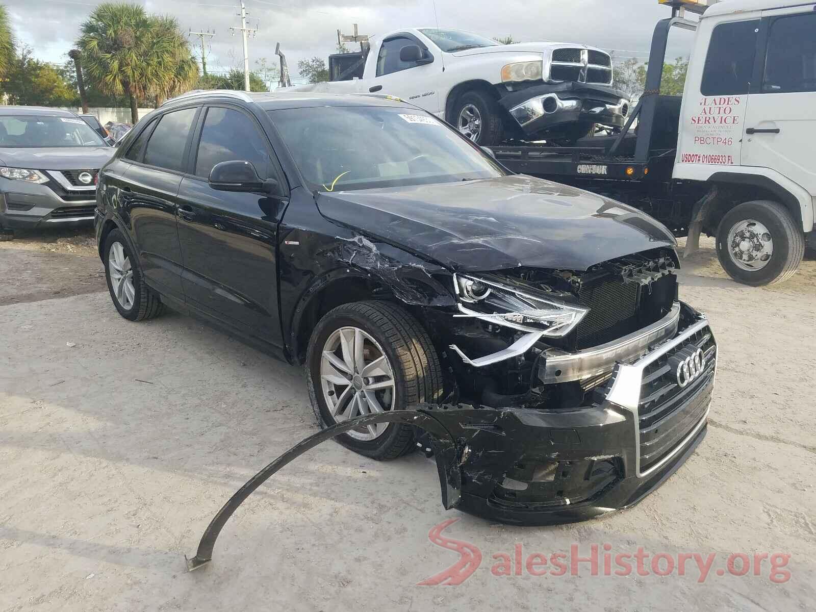 WA1BCCFS3JR029574 2018 AUDI Q3