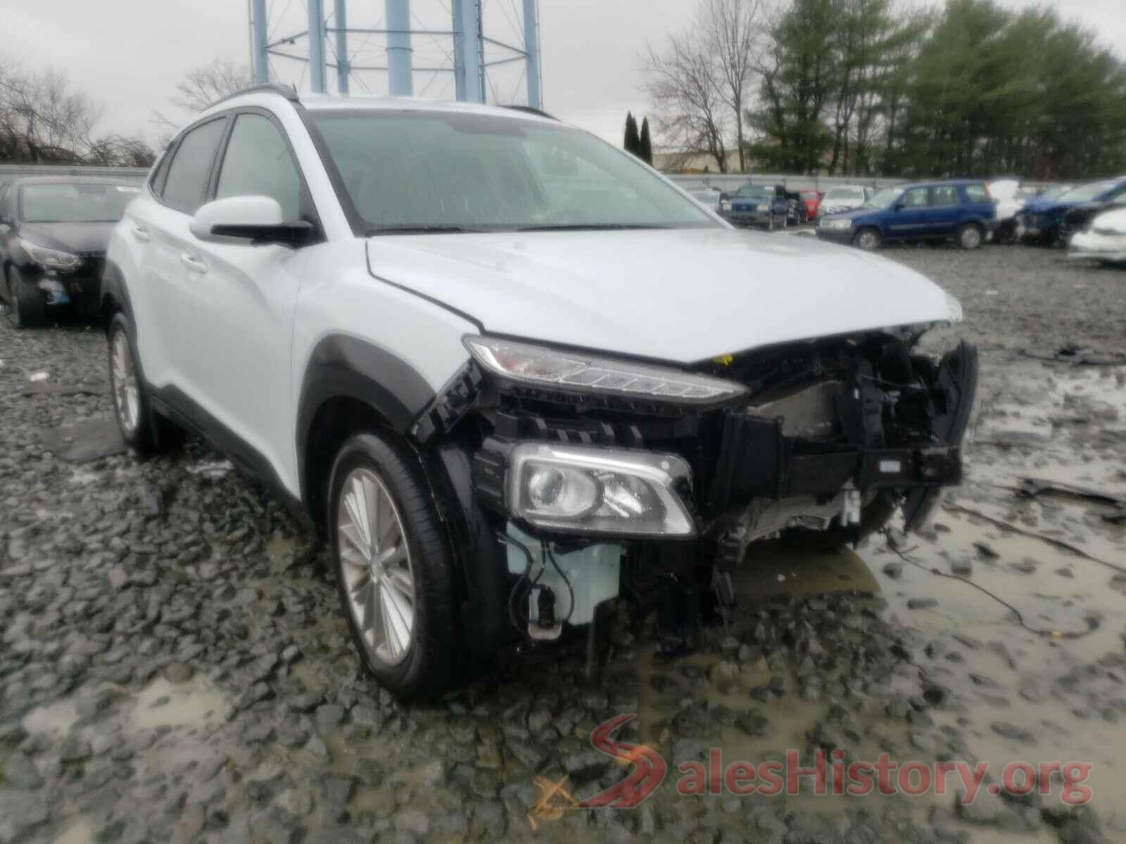 KM8K2CAA0JU111696 2018 HYUNDAI KONA