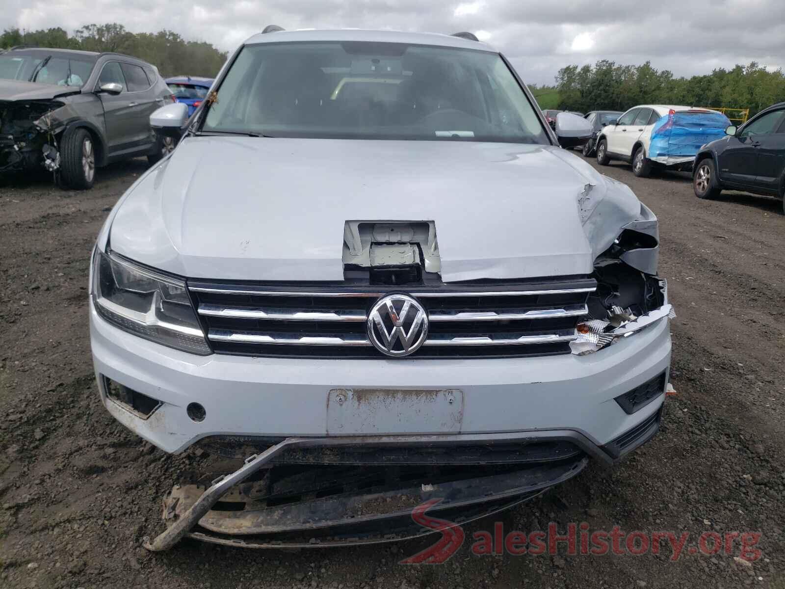 3VV0B7AX0JM054347 2018 VOLKSWAGEN TIGUAN