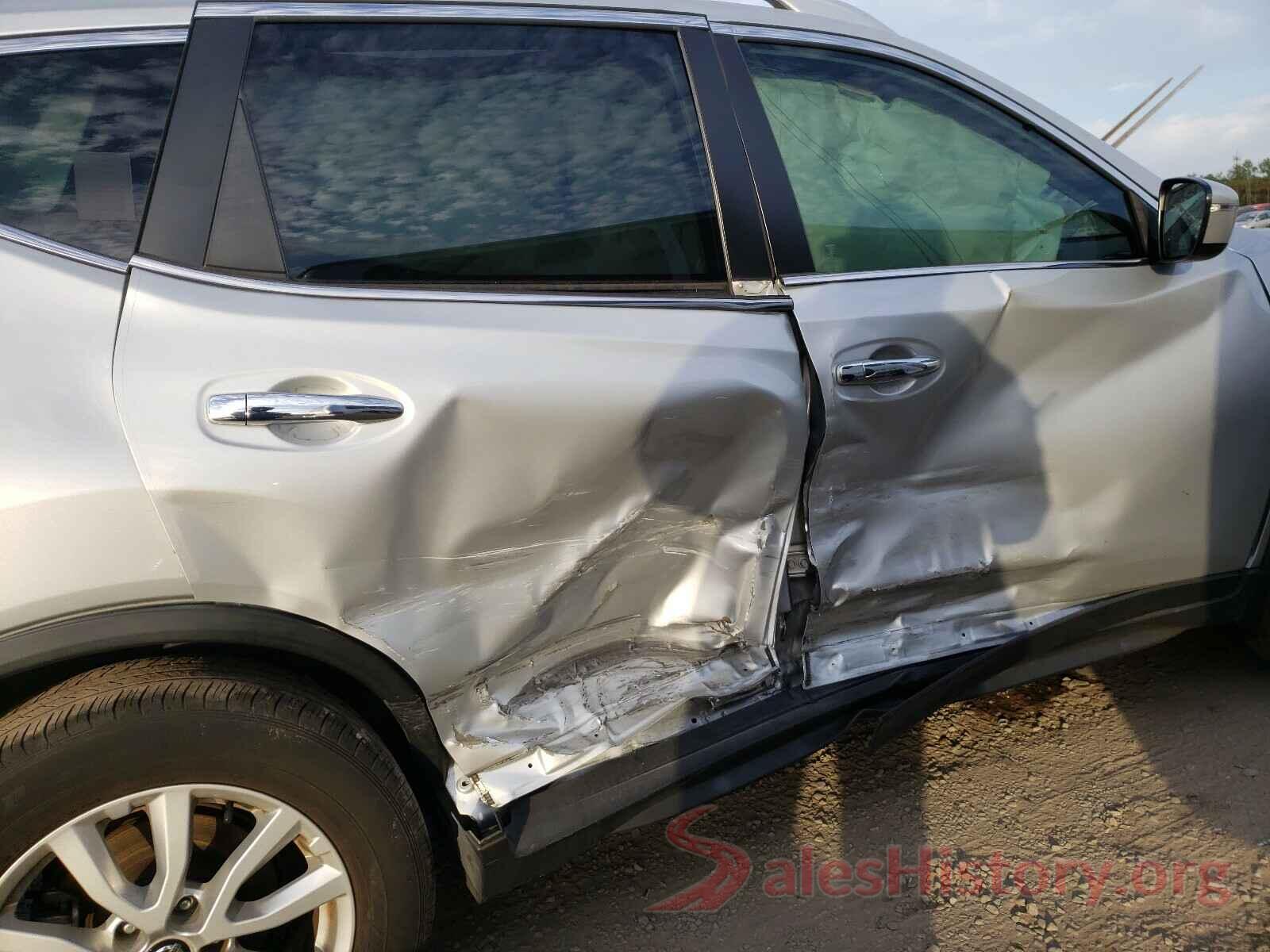 JN8AT2MT3JW490660 2018 NISSAN ROGUE