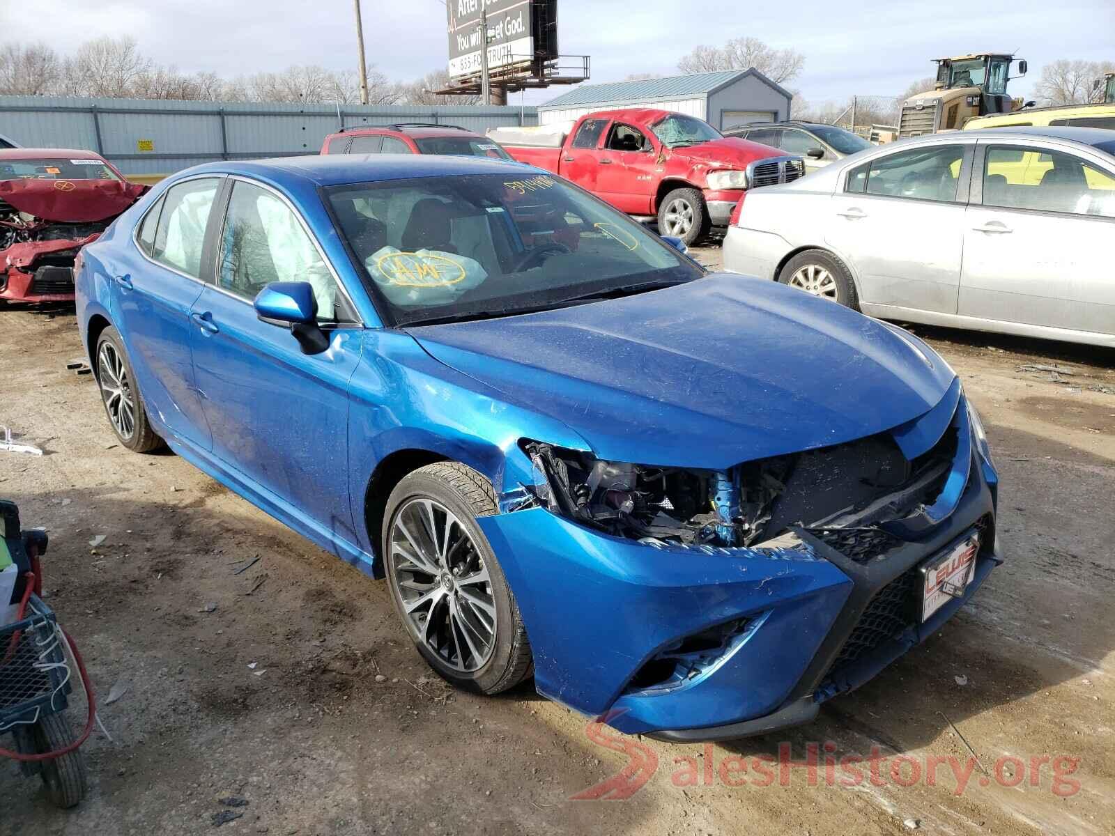 4T1B11HK0KU197163 2019 TOYOTA CAMRY