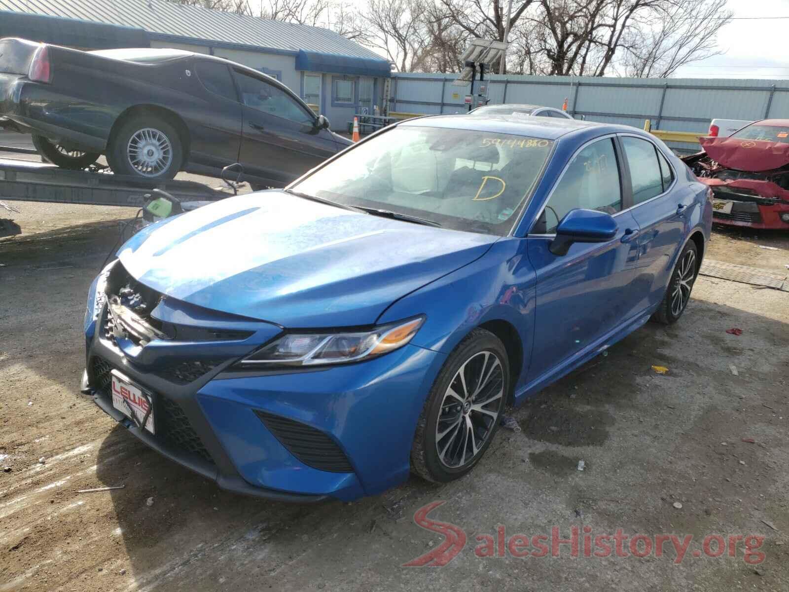 4T1B11HK0KU197163 2019 TOYOTA CAMRY