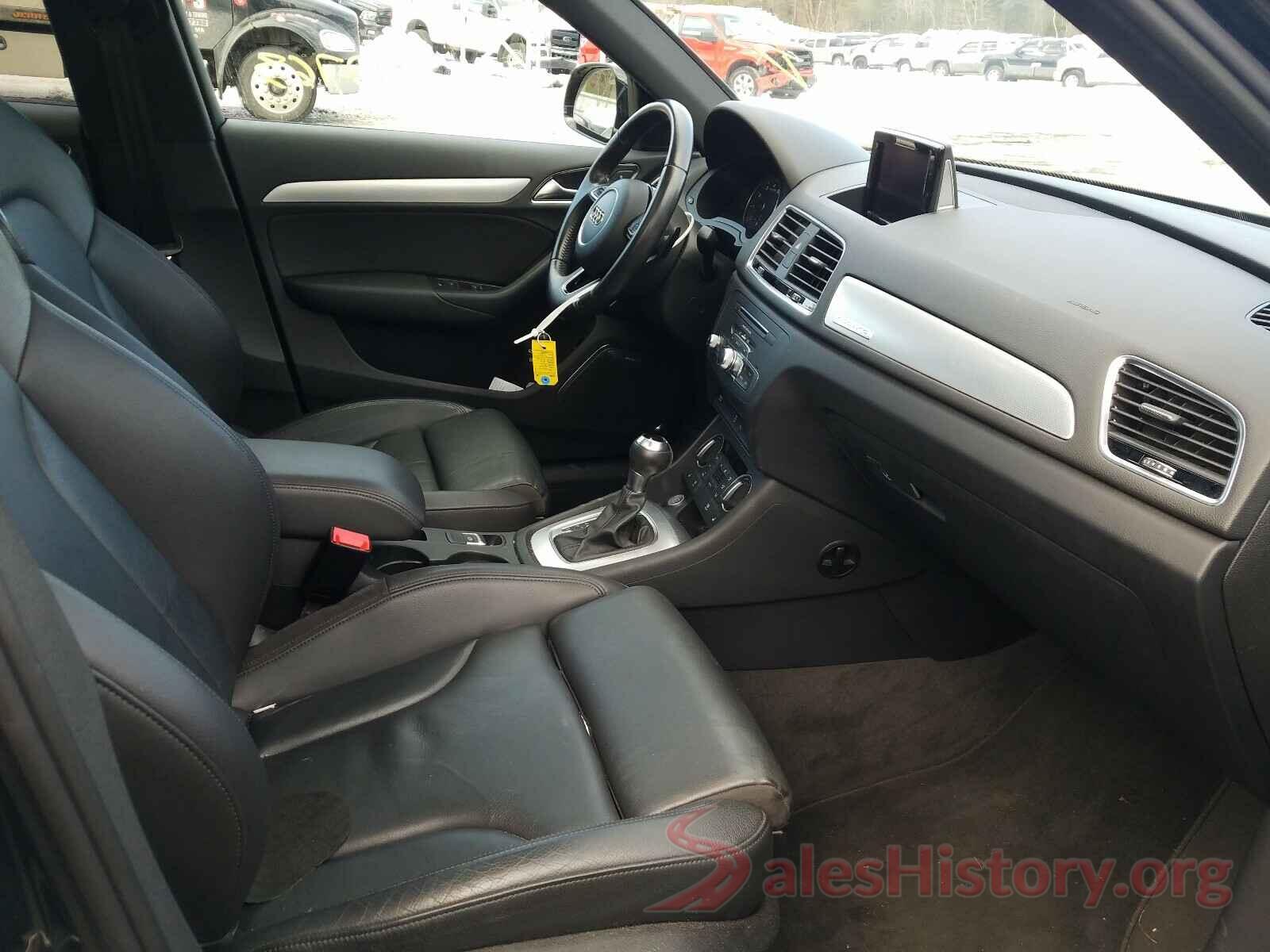 WA1GFCFS7GR006787 2016 AUDI Q3