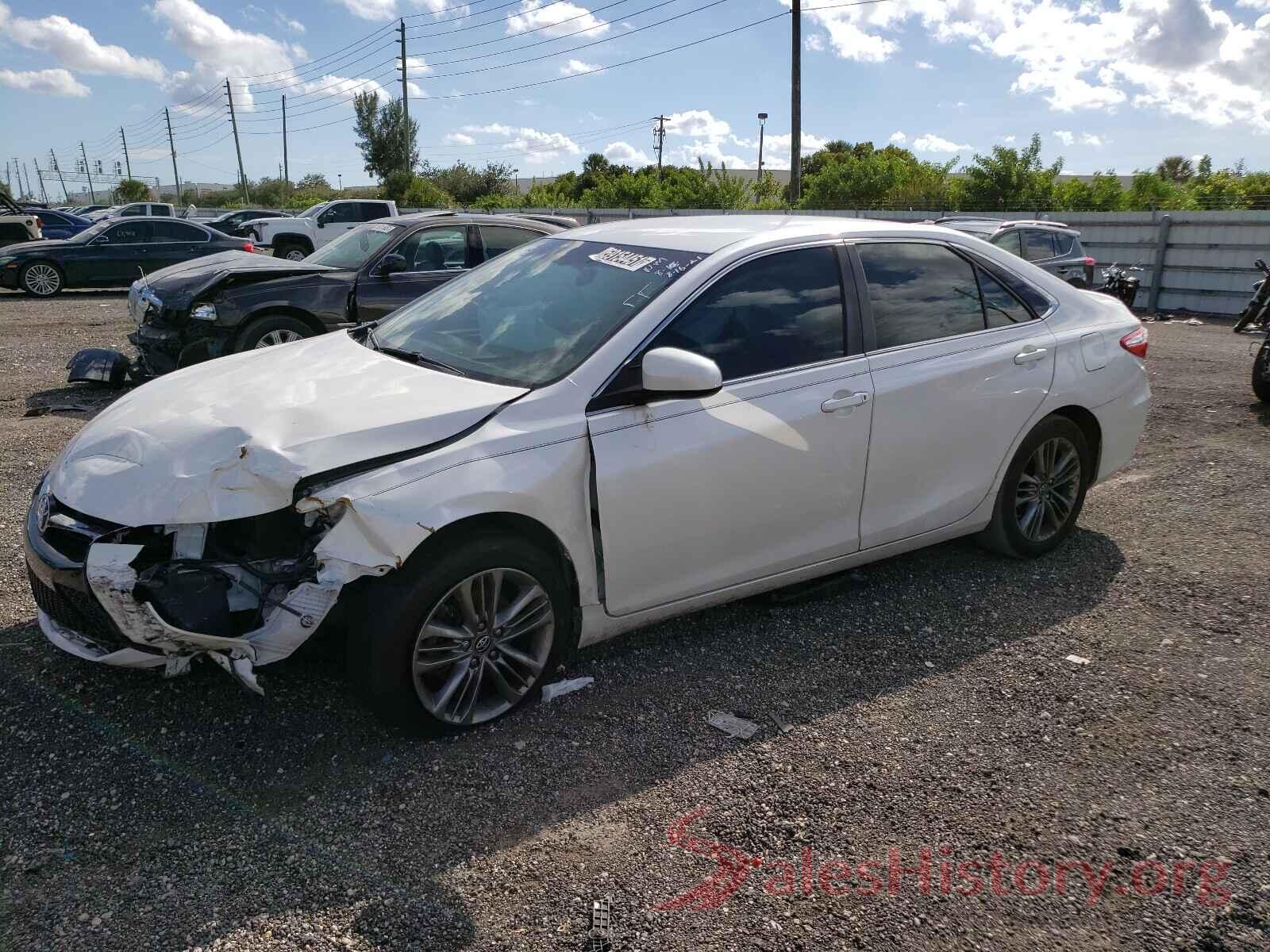 4T1BF1FK0HU279701 2017 TOYOTA CAMRY