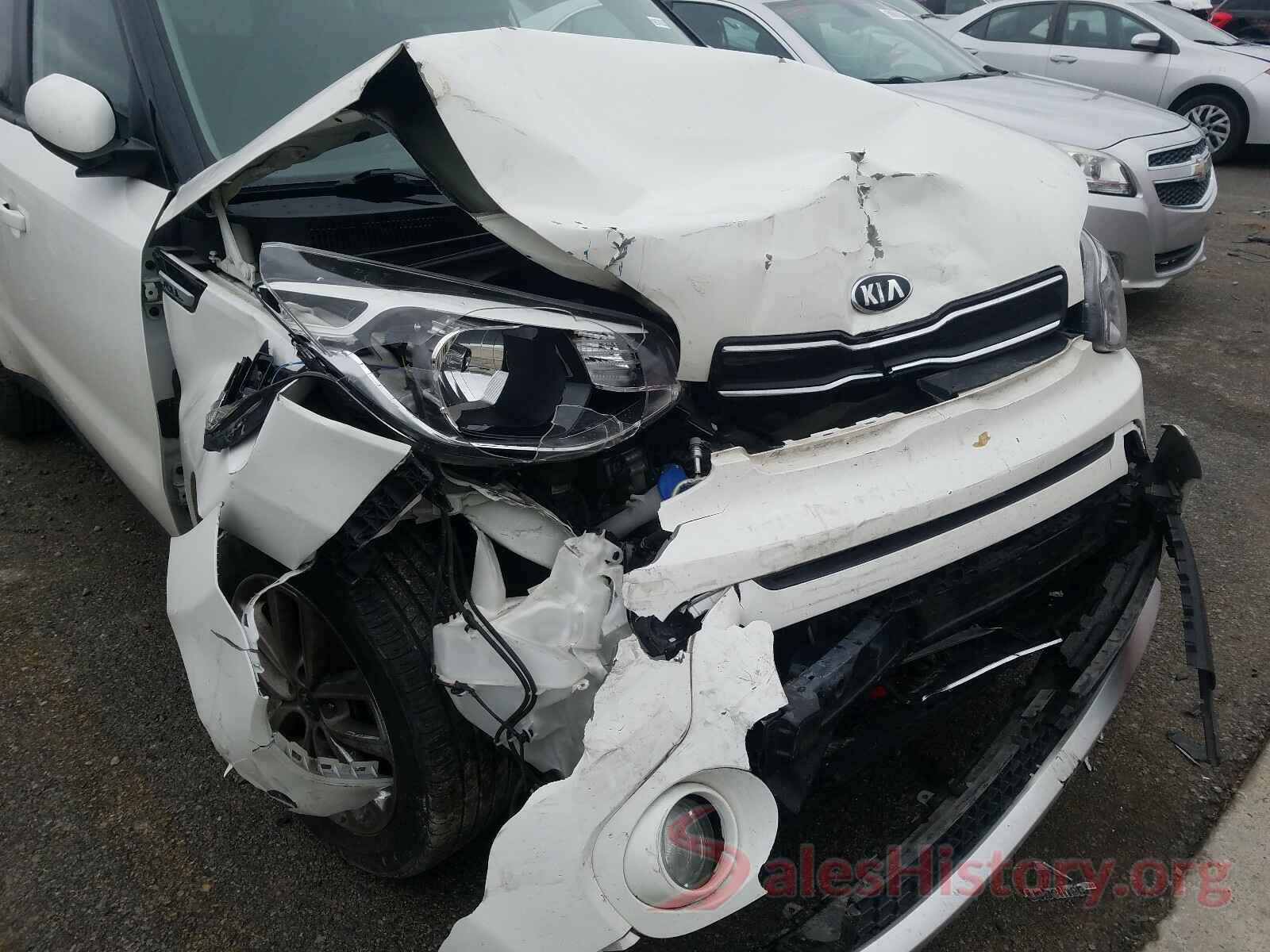 KNDJP3A56J7894932 2018 KIA SOUL