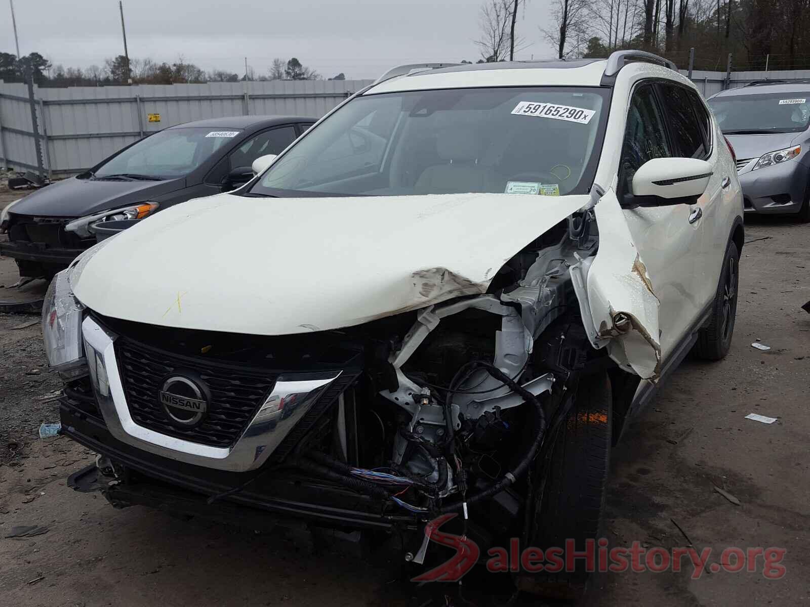 JN8AT2MV6JW301467 2018 NISSAN ROGUE