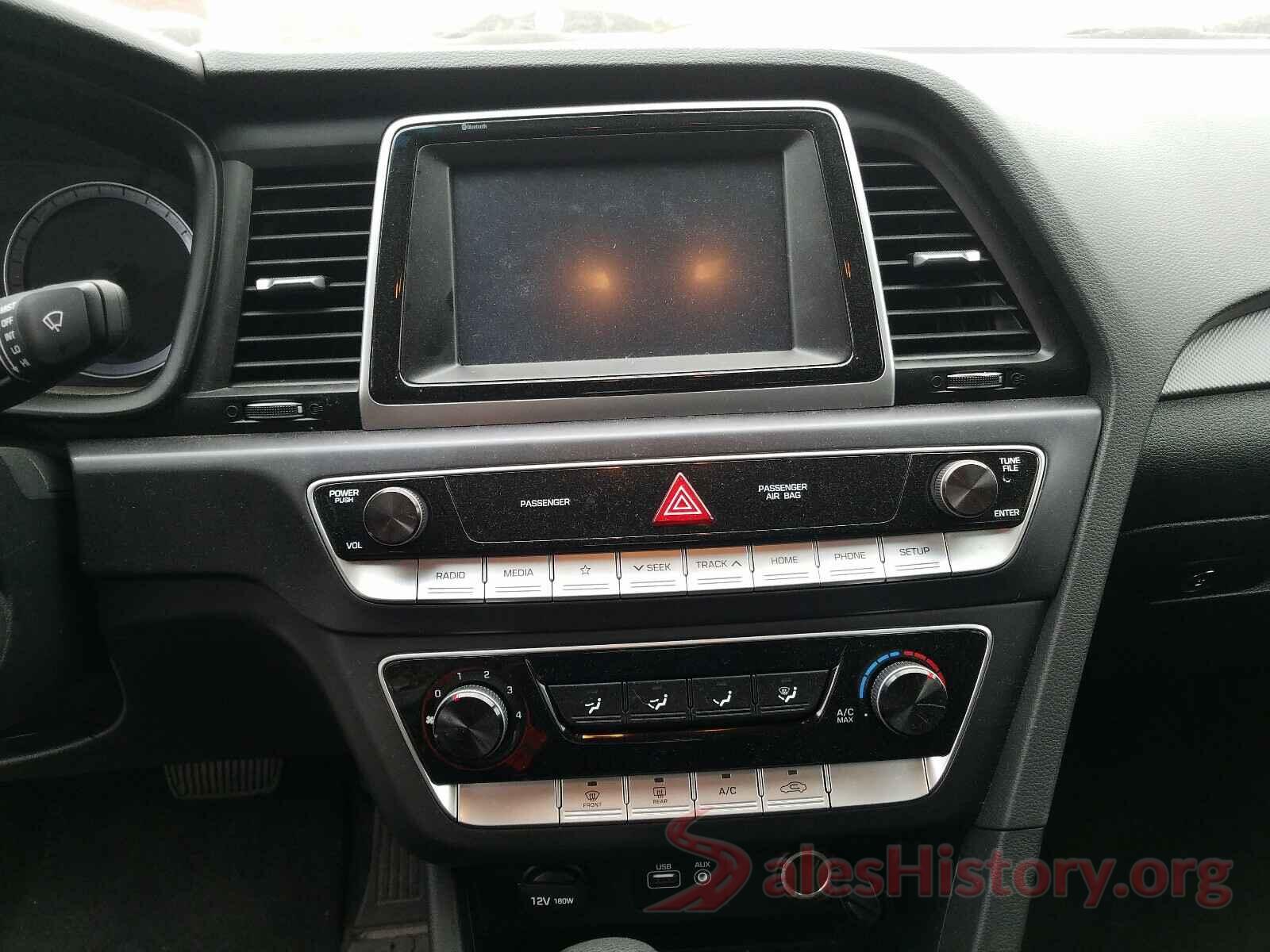 5NPE24AF0KH774071 2019 HYUNDAI SONATA