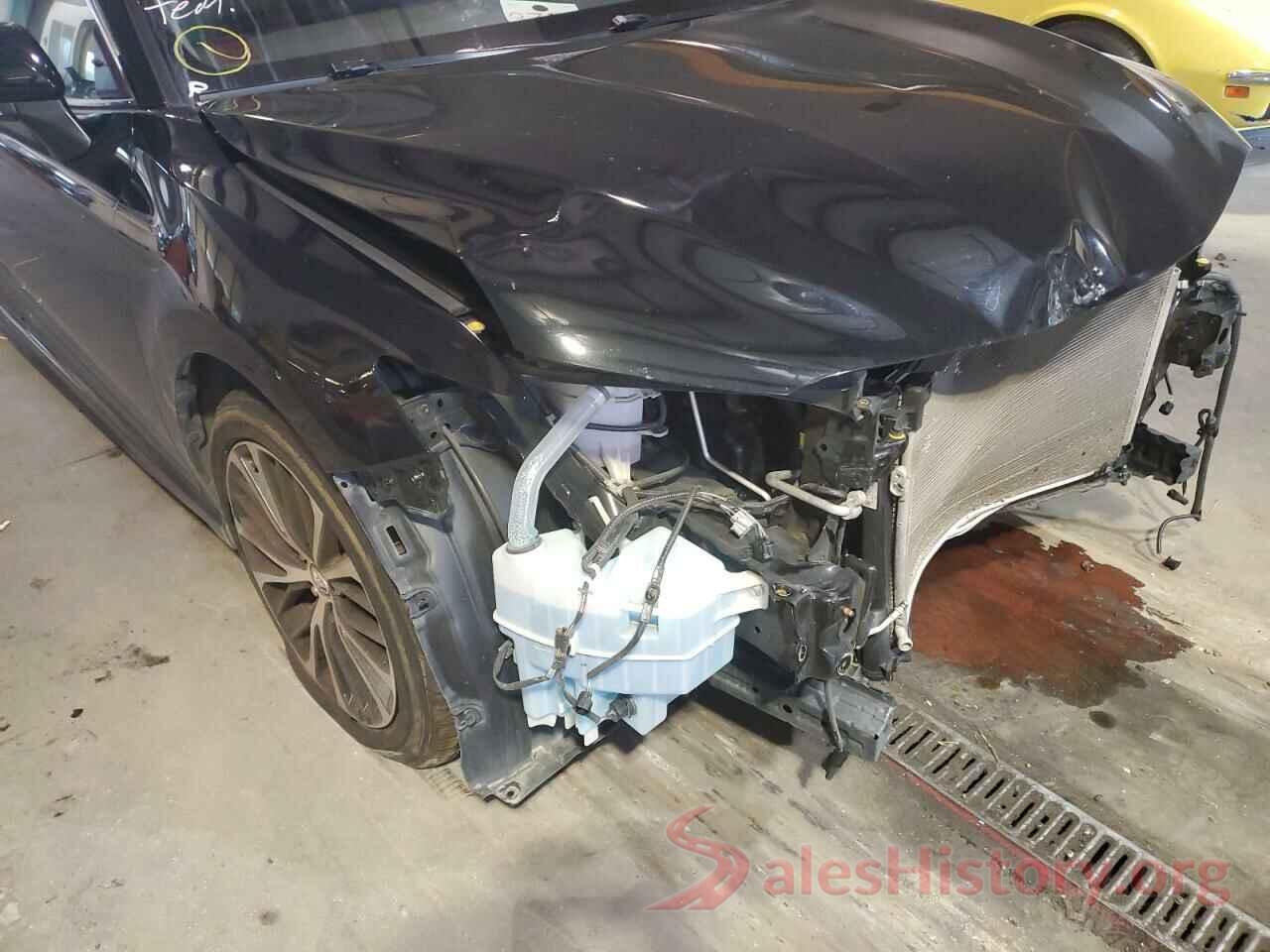 4T1B11HK2JU078383 2018 TOYOTA CAMRY