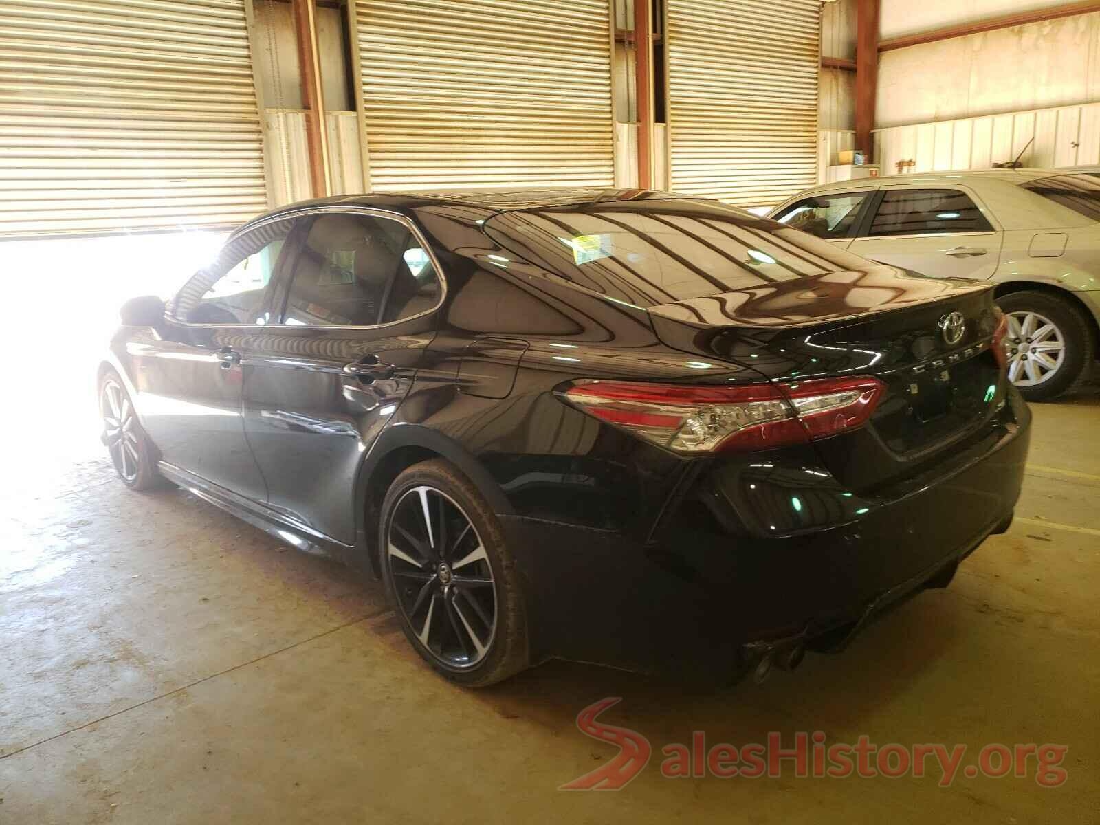 4T1B61HK2JU135294 2018 TOYOTA CAMRY