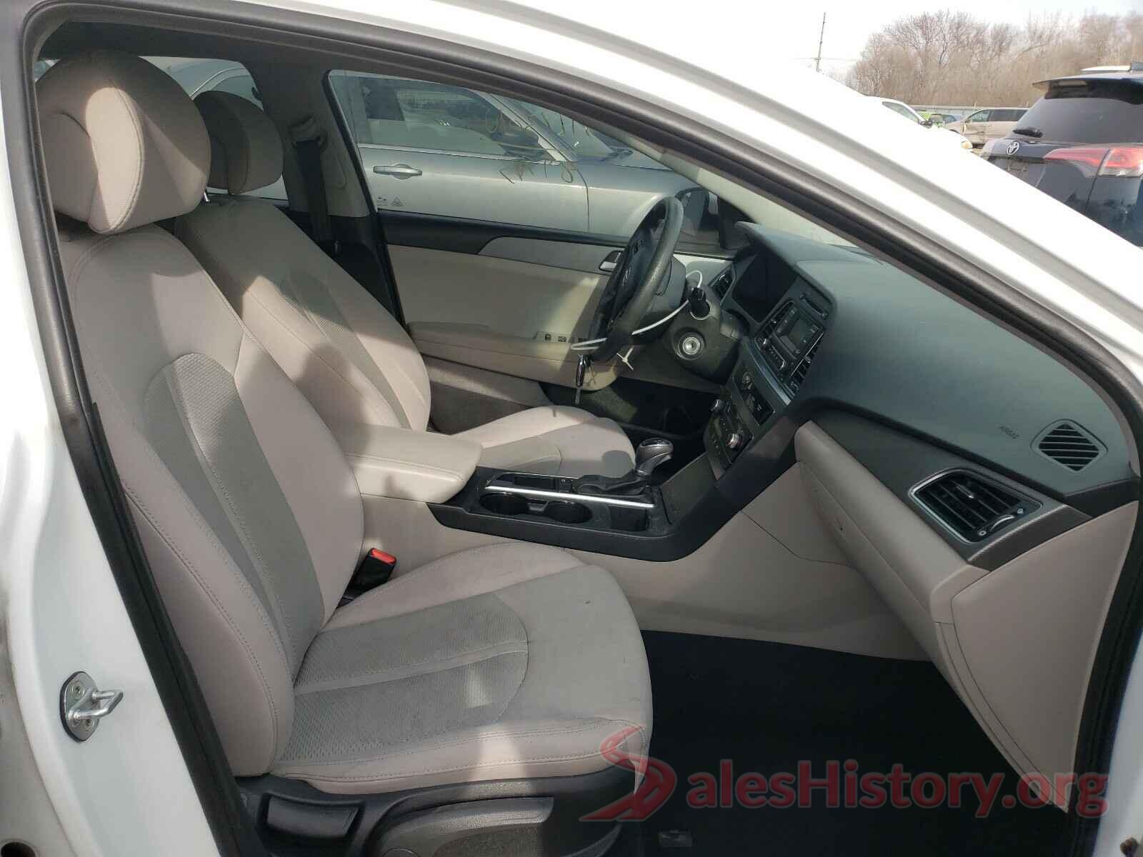 5NPE24AF5HH561013 2017 HYUNDAI SONATA