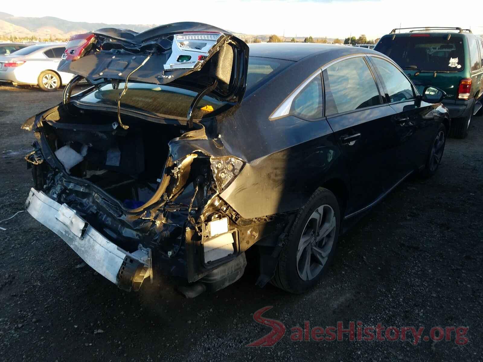 1HGCV2F58JA027327 2018 HONDA ACCORD