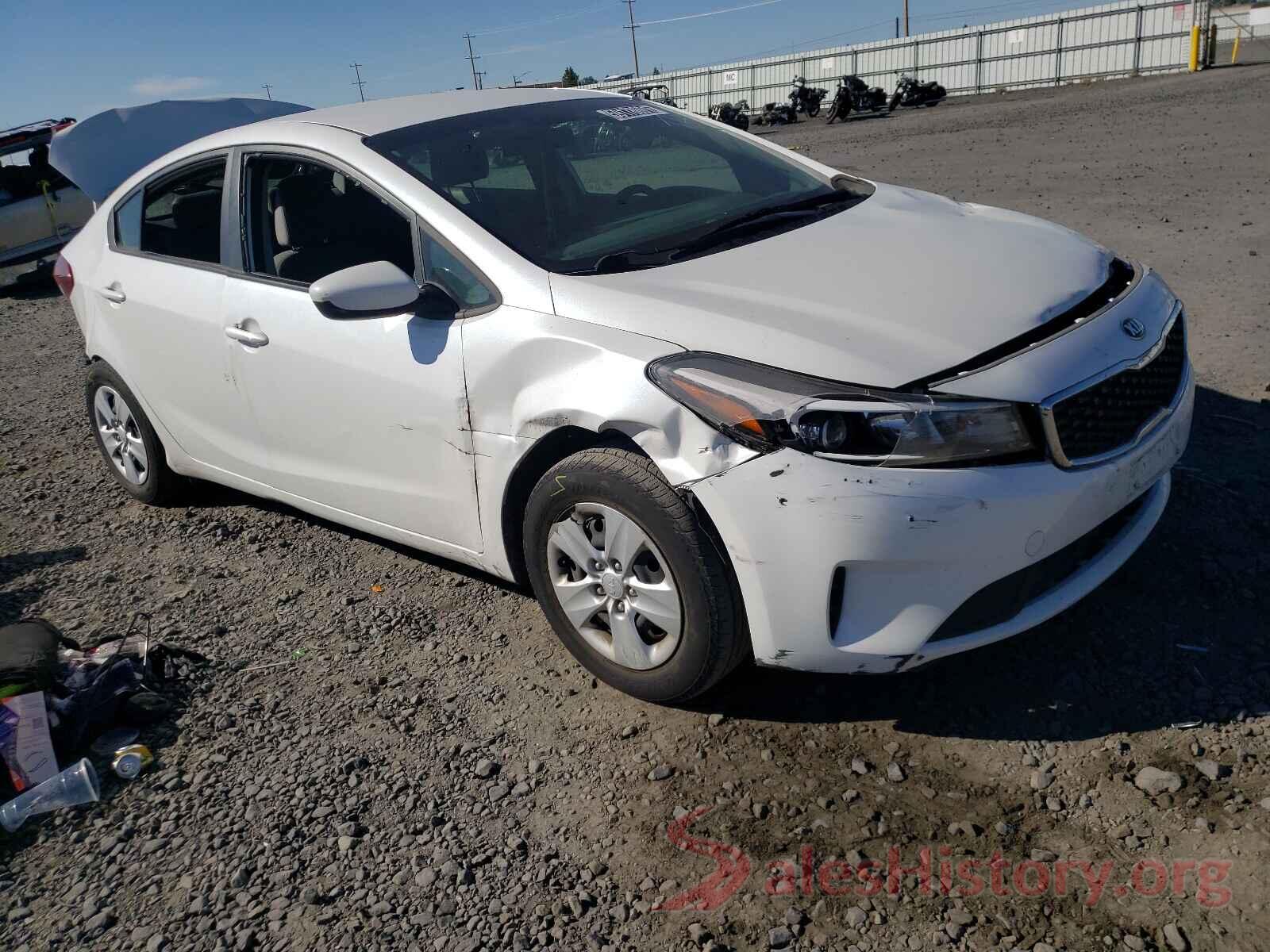 3KPFL4A70JE164670 2018 KIA FORTE