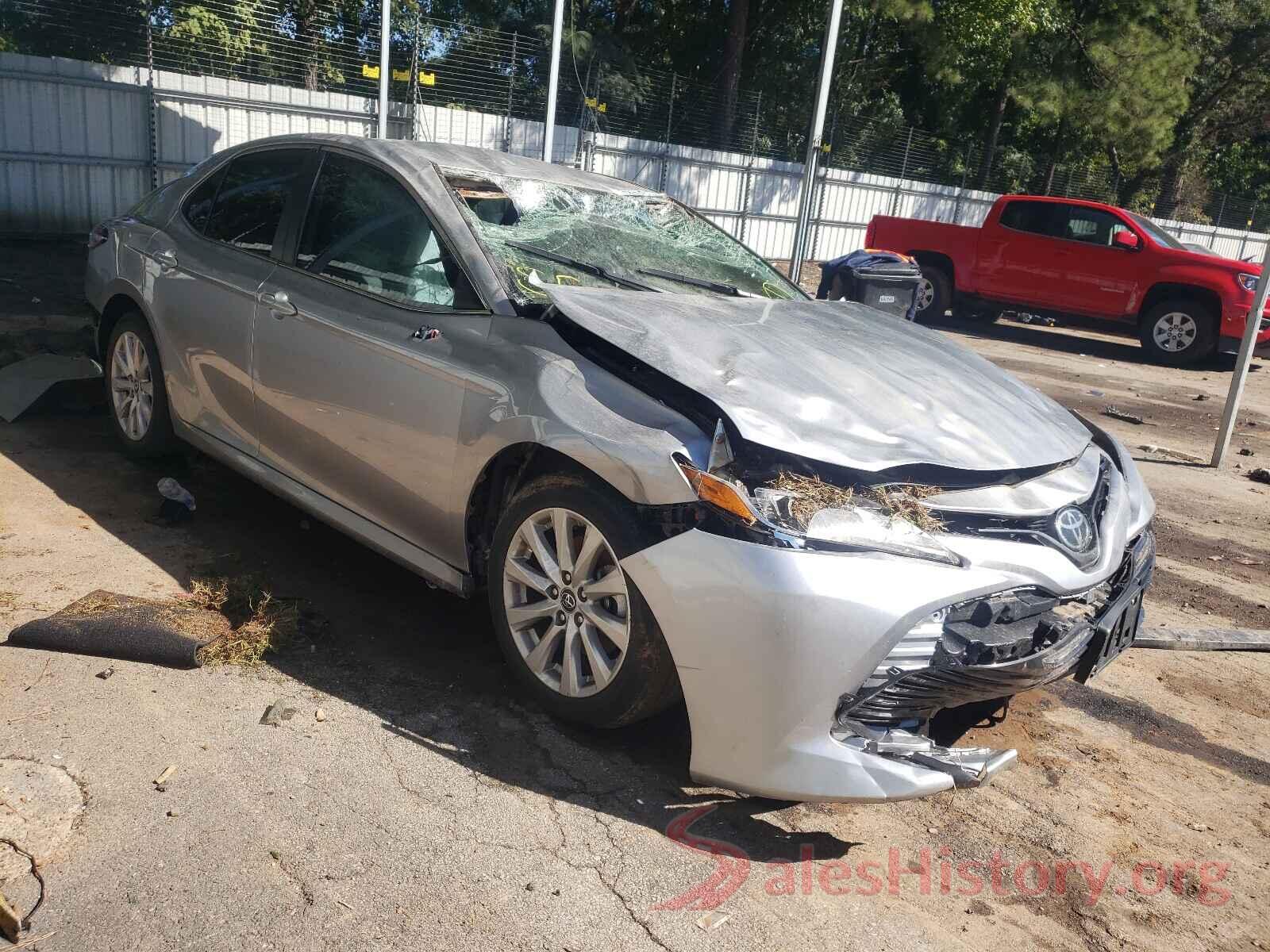 4T1B11HK1KU768319 2019 TOYOTA CAMRY