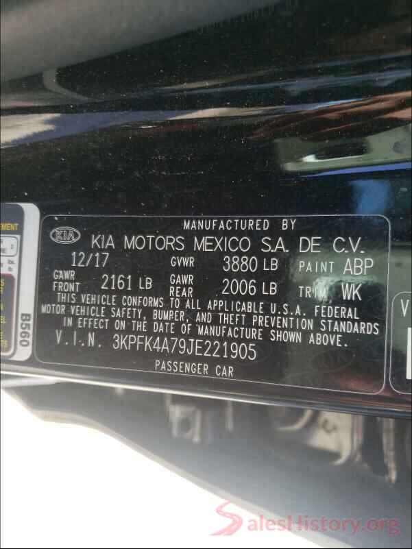 3KPFK4A79JE221905 2018 KIA FORTE