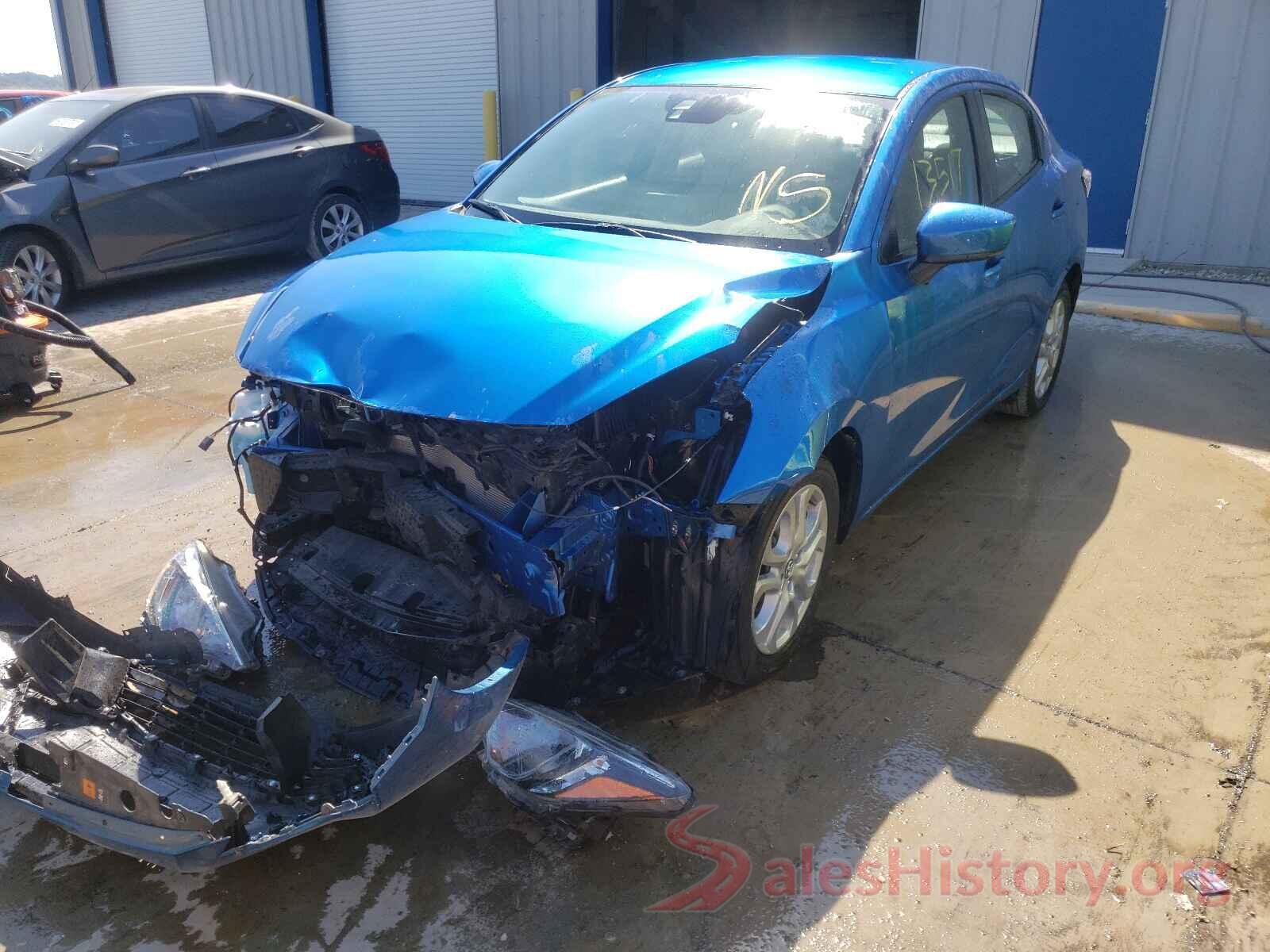 3MYDLBYV2JY319512 2018 TOYOTA YARIS