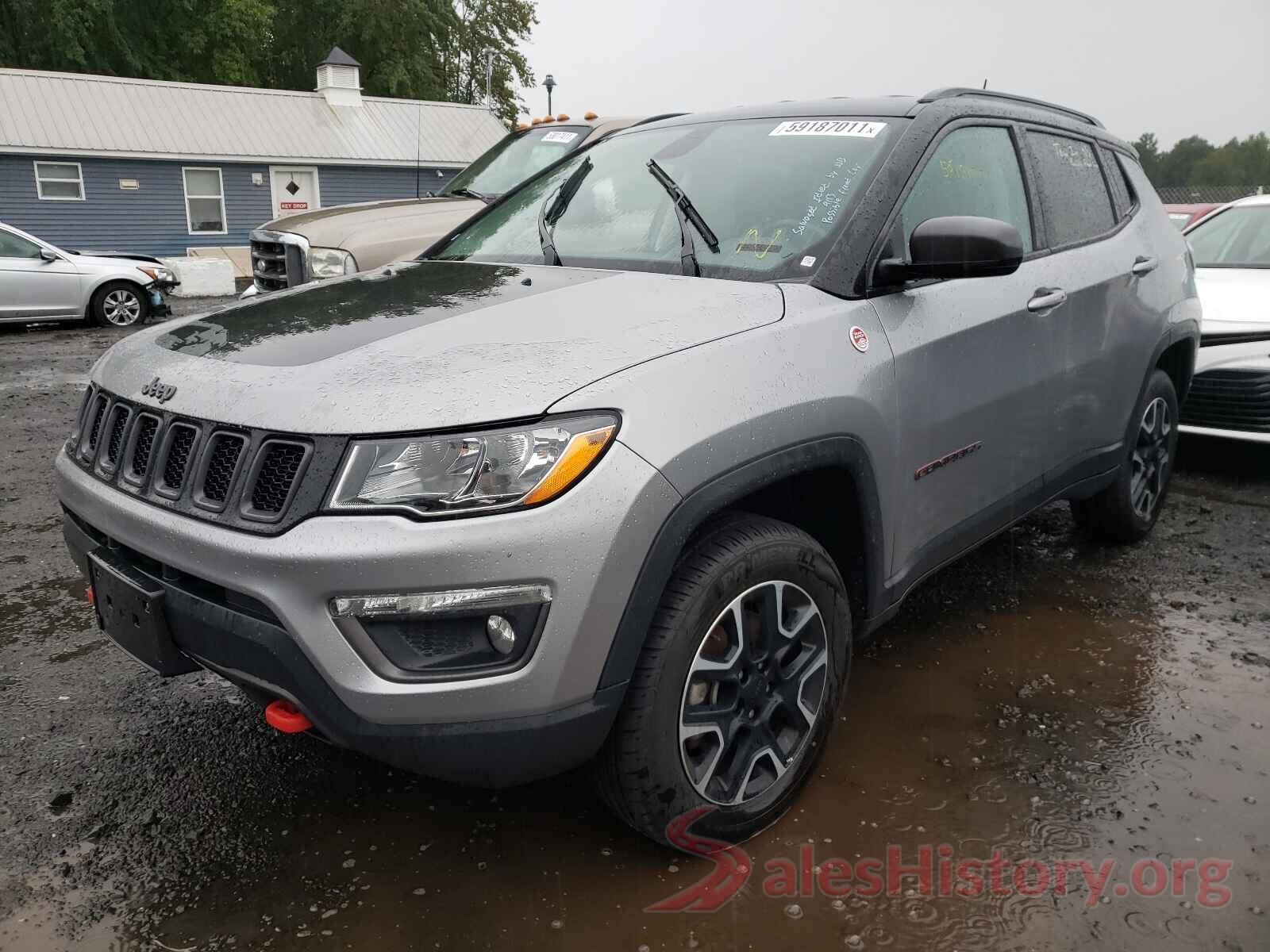 3C4NJDDB9KT821870 2019 JEEP COMPASS