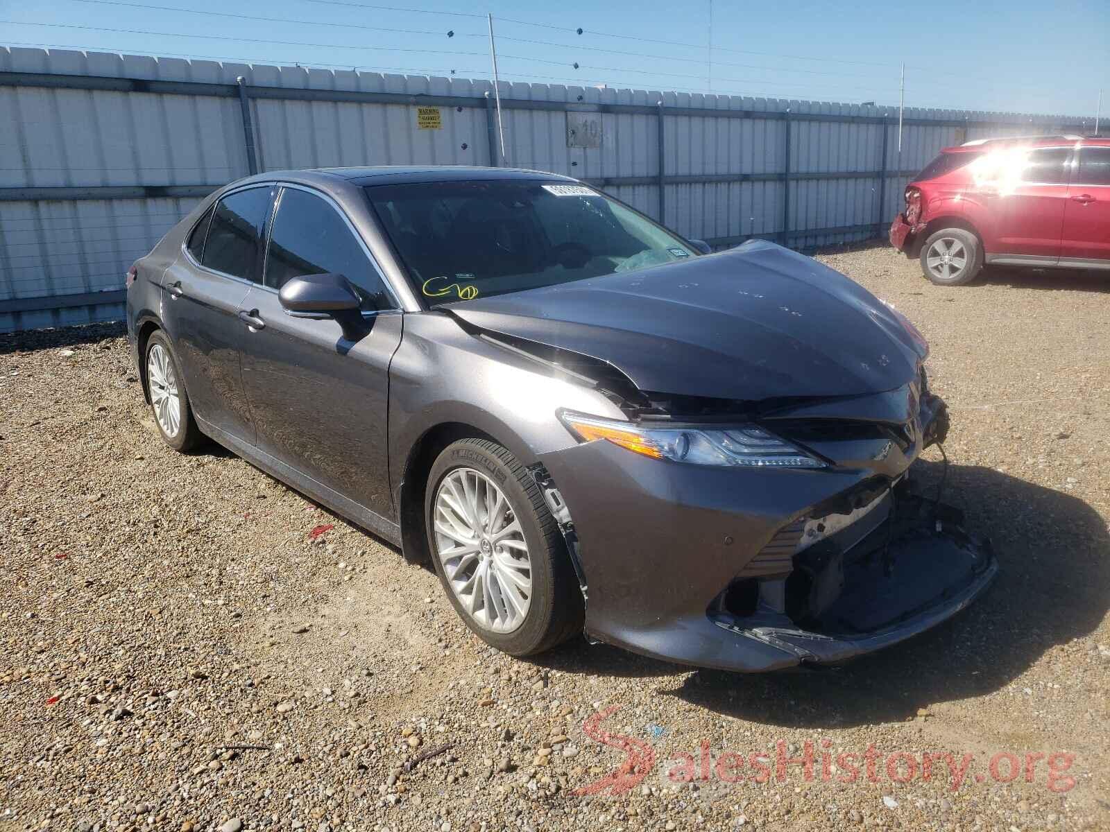 4T1B11HK1JU049053 2018 TOYOTA CAMRY