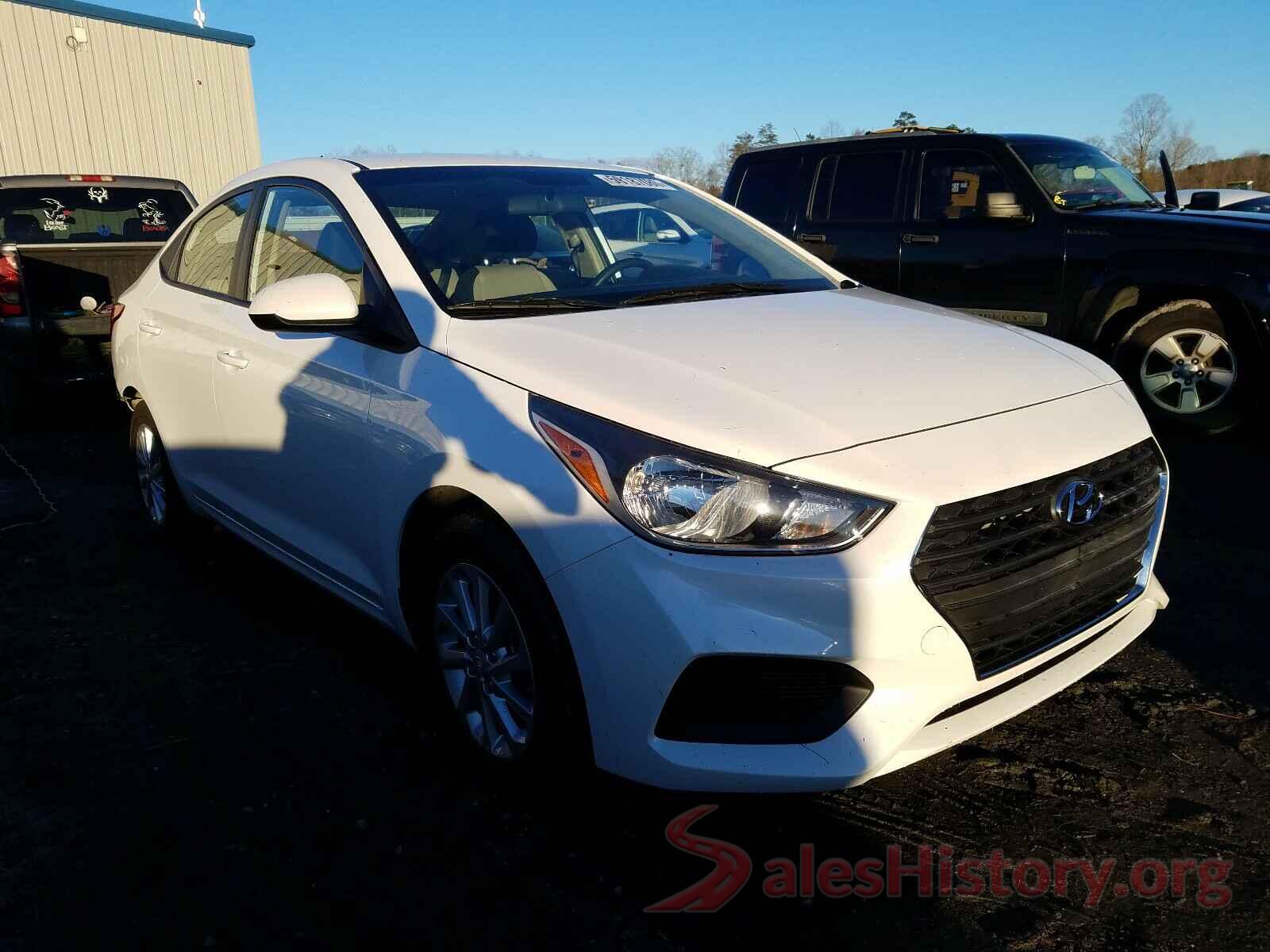 3KPC24A33JE026513 2018 HYUNDAI ACCENT