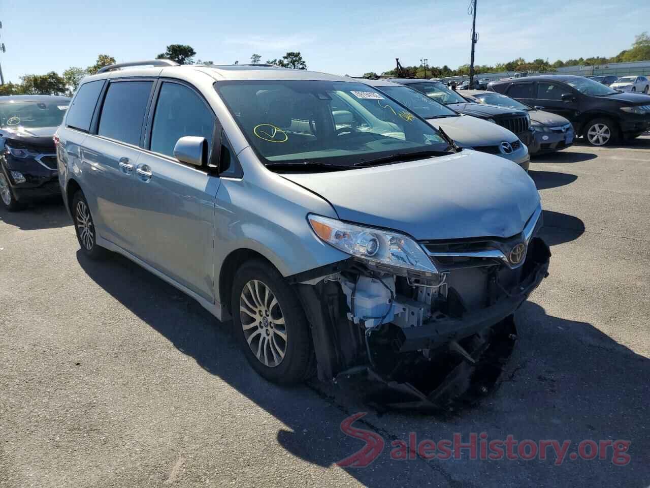 5TDYZ3DC1KS008610 2019 TOYOTA SIENNA