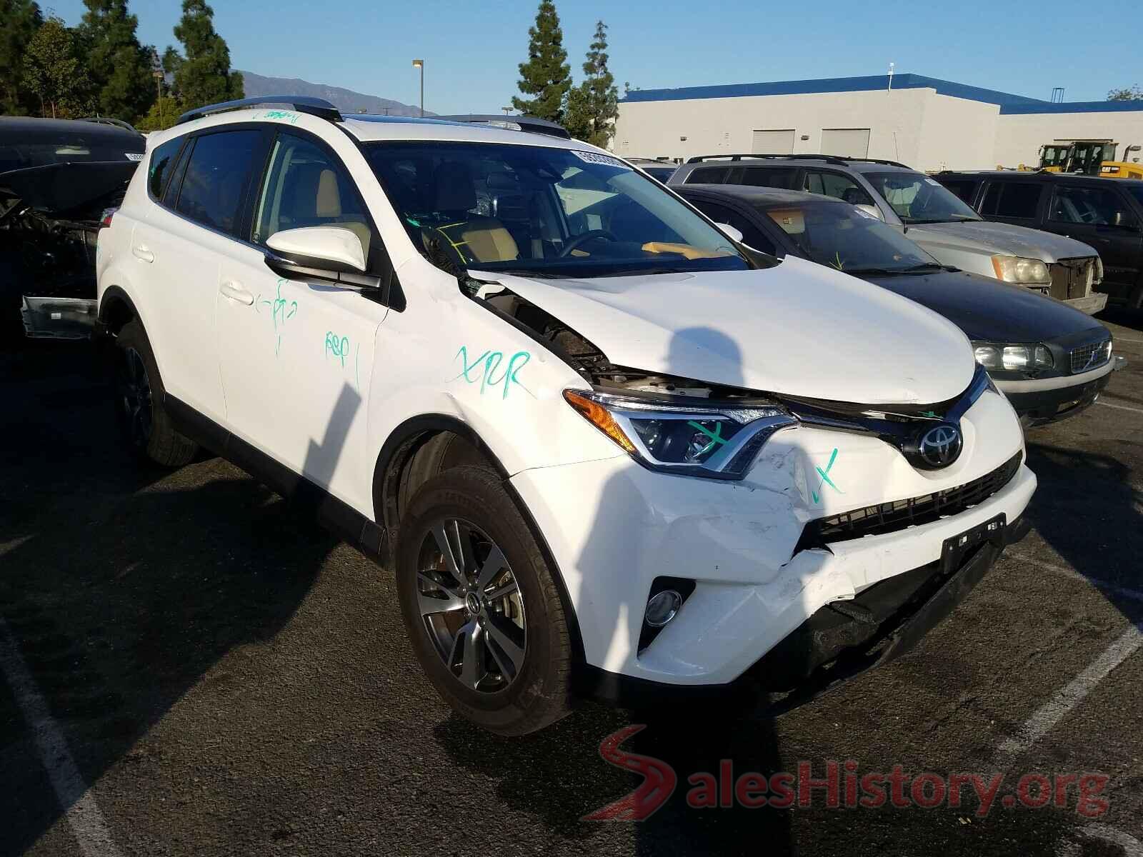 JTMWFREV0HJ715027 2017 TOYOTA RAV4