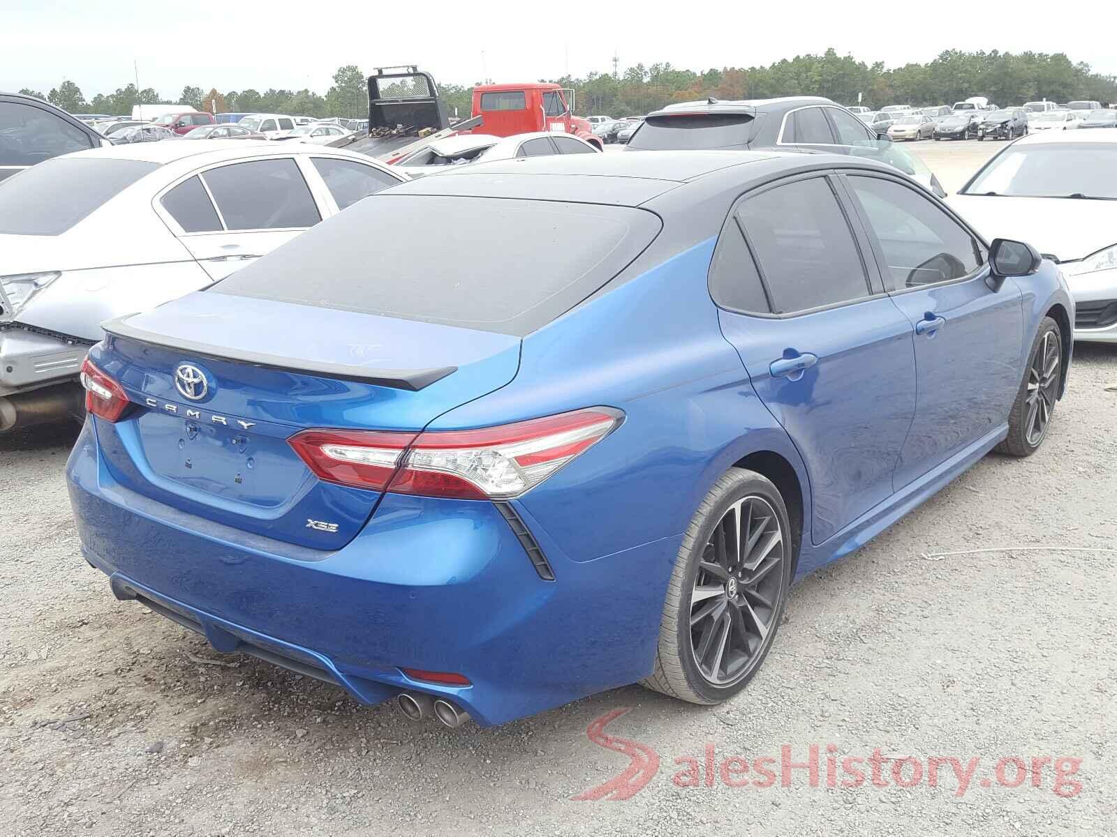 4T1B61HK2JU097274 2018 TOYOTA CAMRY