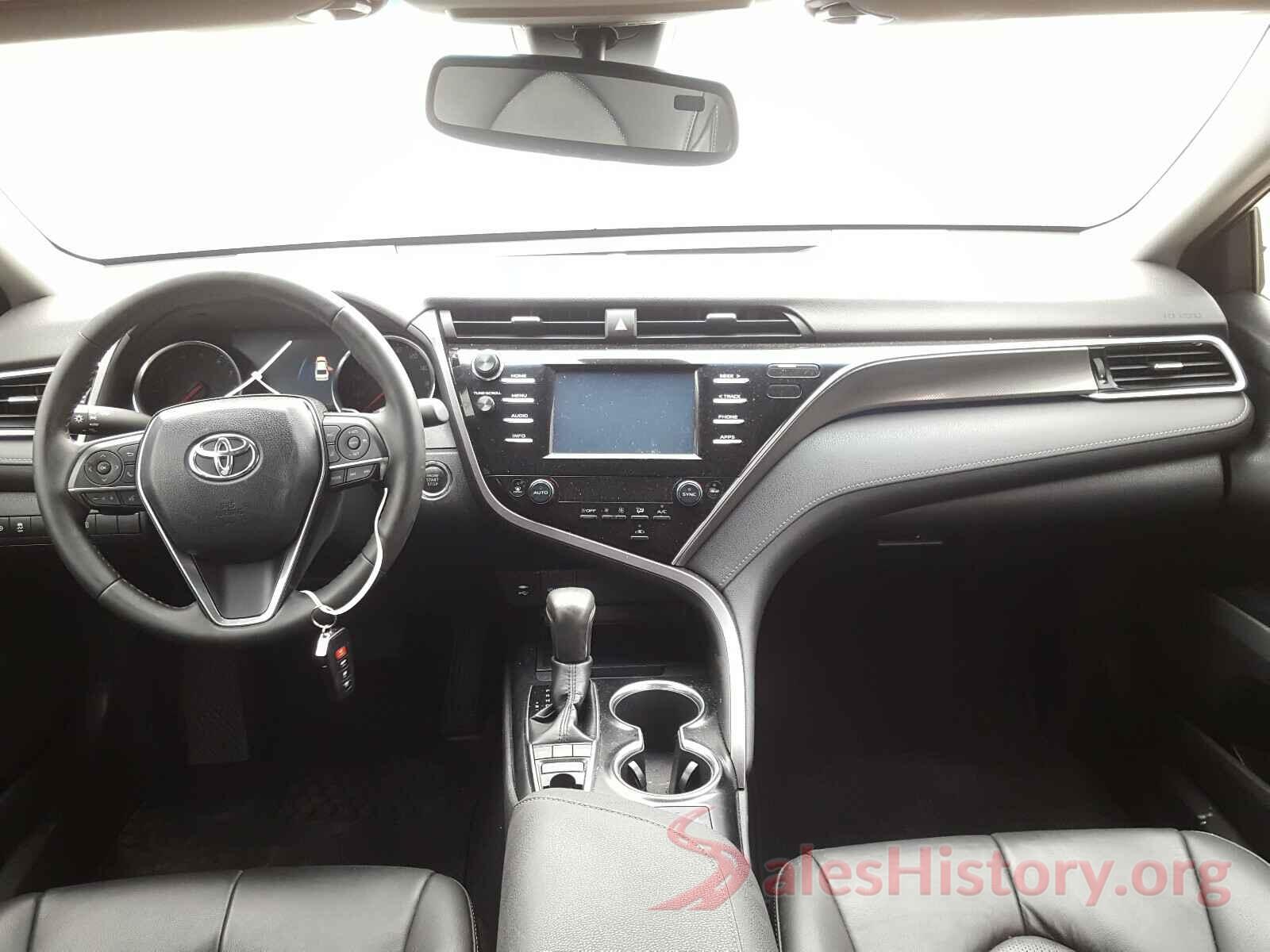 4T1B61HK2JU097274 2018 TOYOTA CAMRY