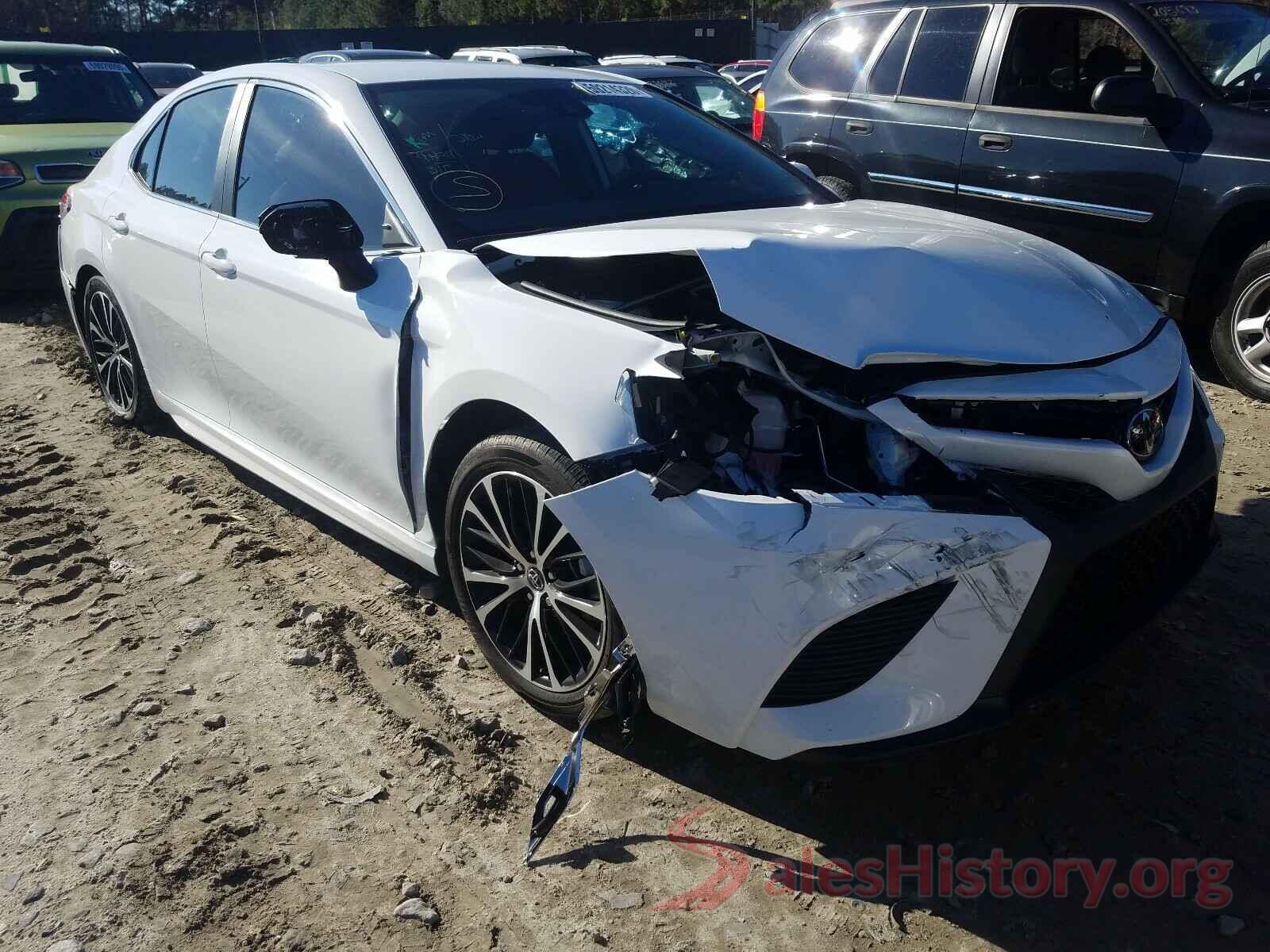 4T1B11HK4KU800518 2019 TOYOTA CAMRY