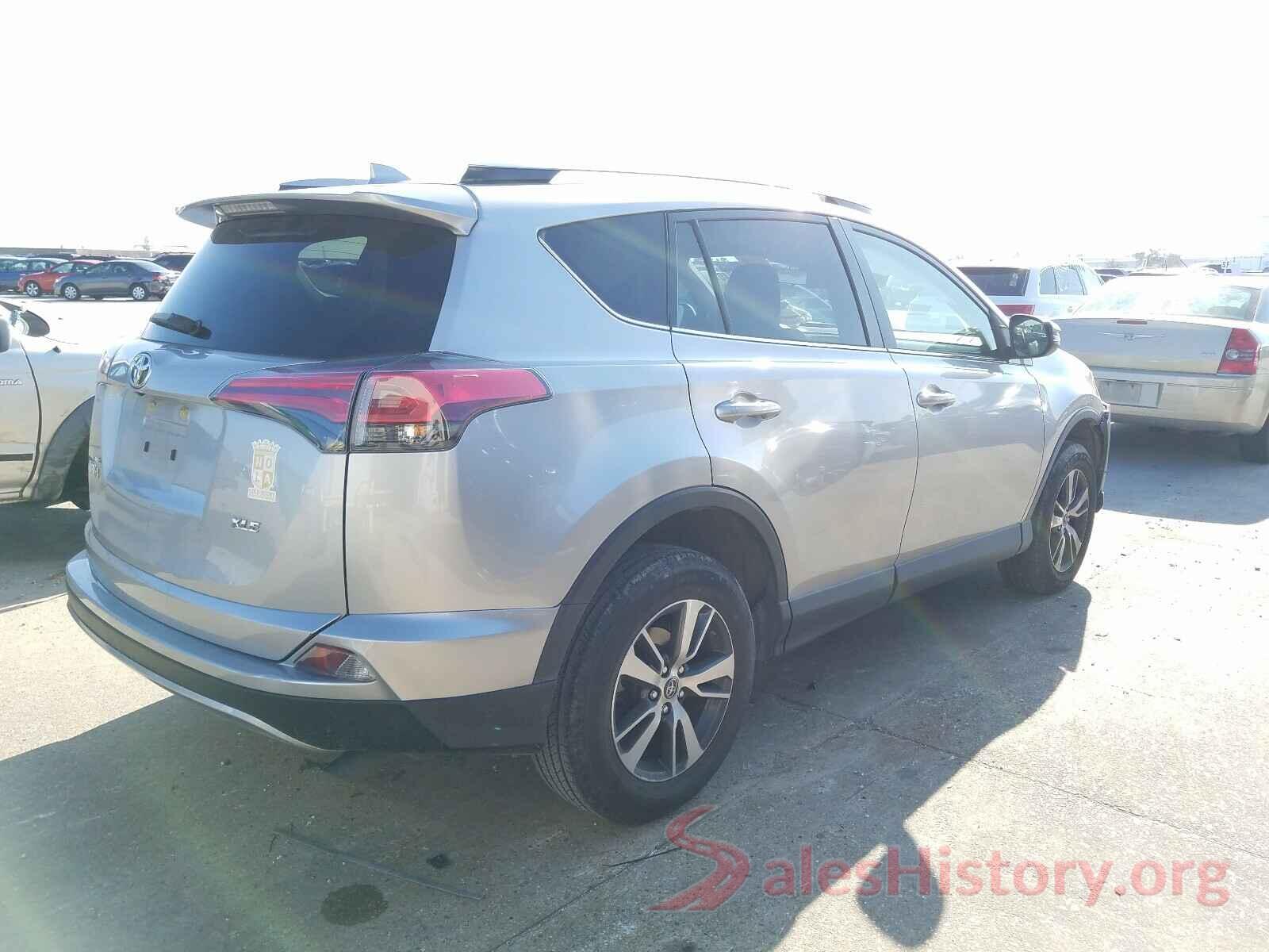 JTMWFREV4JJ192617 2018 TOYOTA RAV4