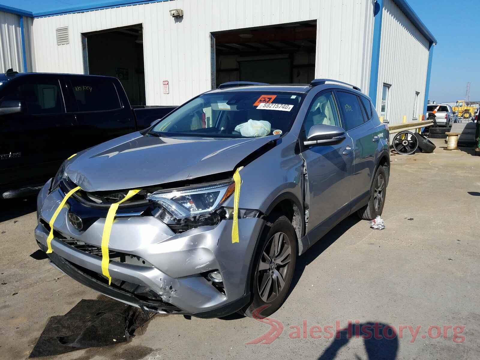 JTMWFREV4JJ192617 2018 TOYOTA RAV4